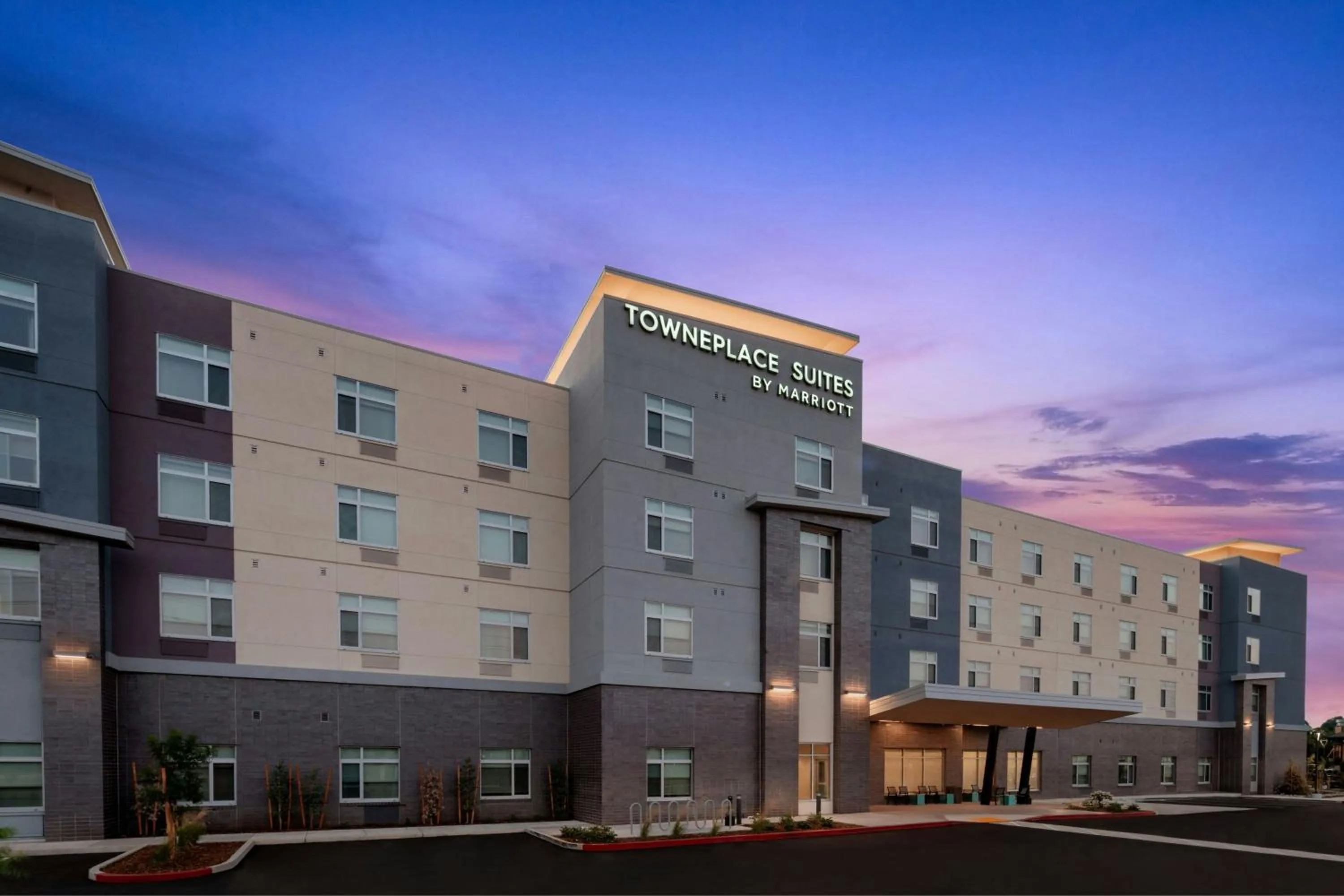Property building in TownePlace Suites by Marriott Sacramento Rancho Cordova