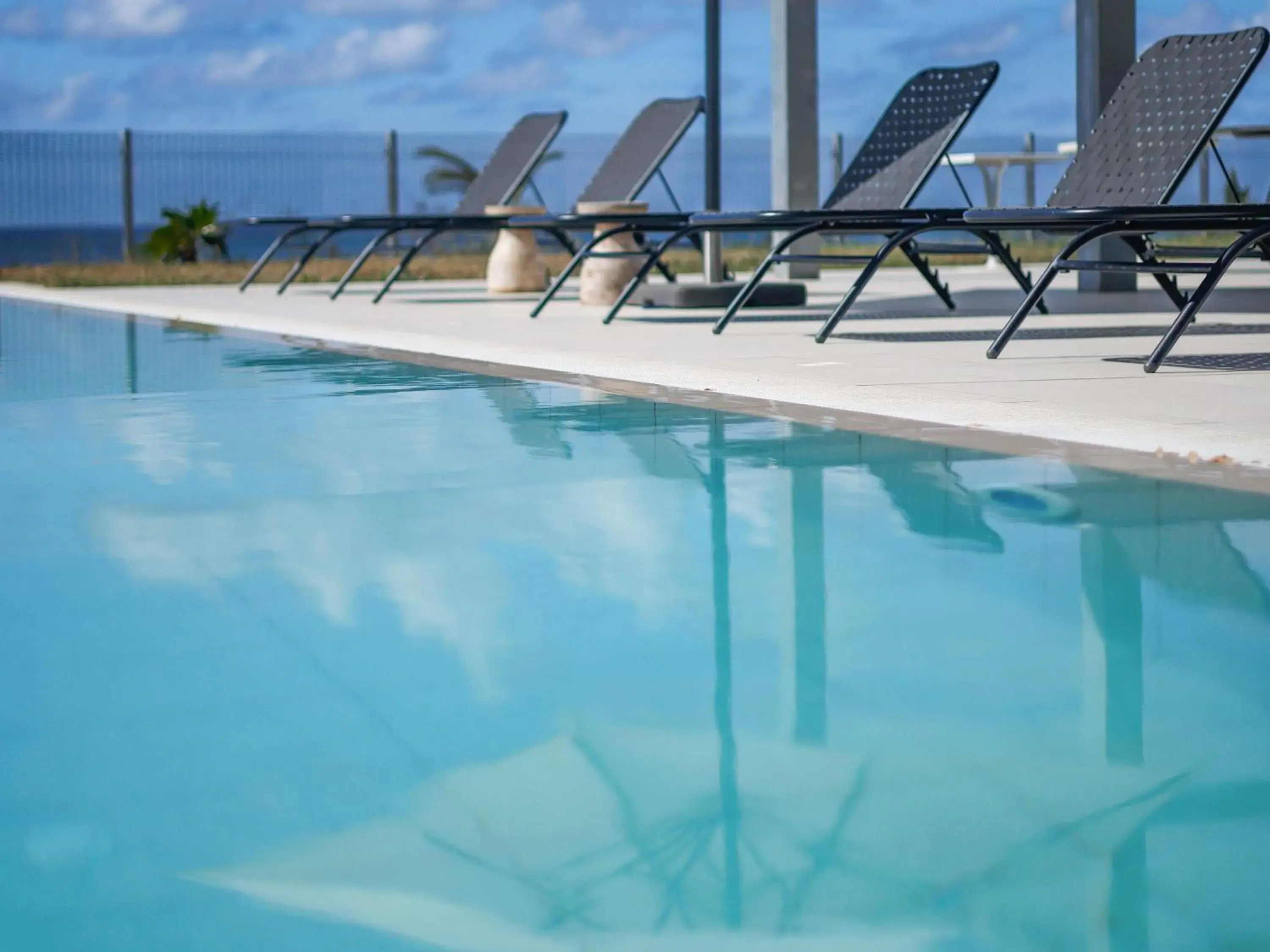 Pool view in Ibis Styles Mayotte Aéroport Pool view in Ibis Styles Mayotte Aéroport