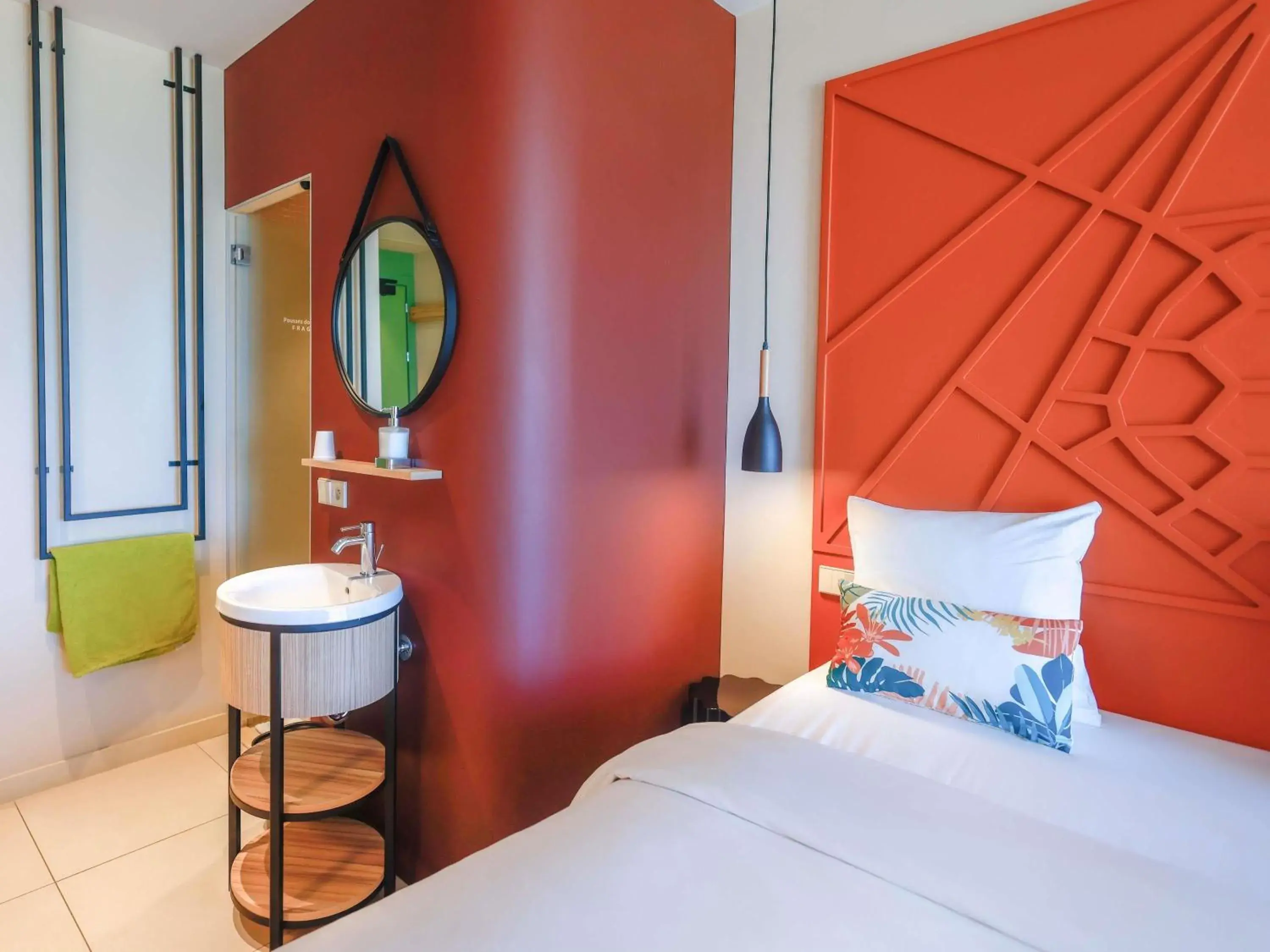 Bedroom, Bed in Ibis Styles Mayotte Aéroport Bedroom, Bed in Ibis Styles Mayotte Aéroport