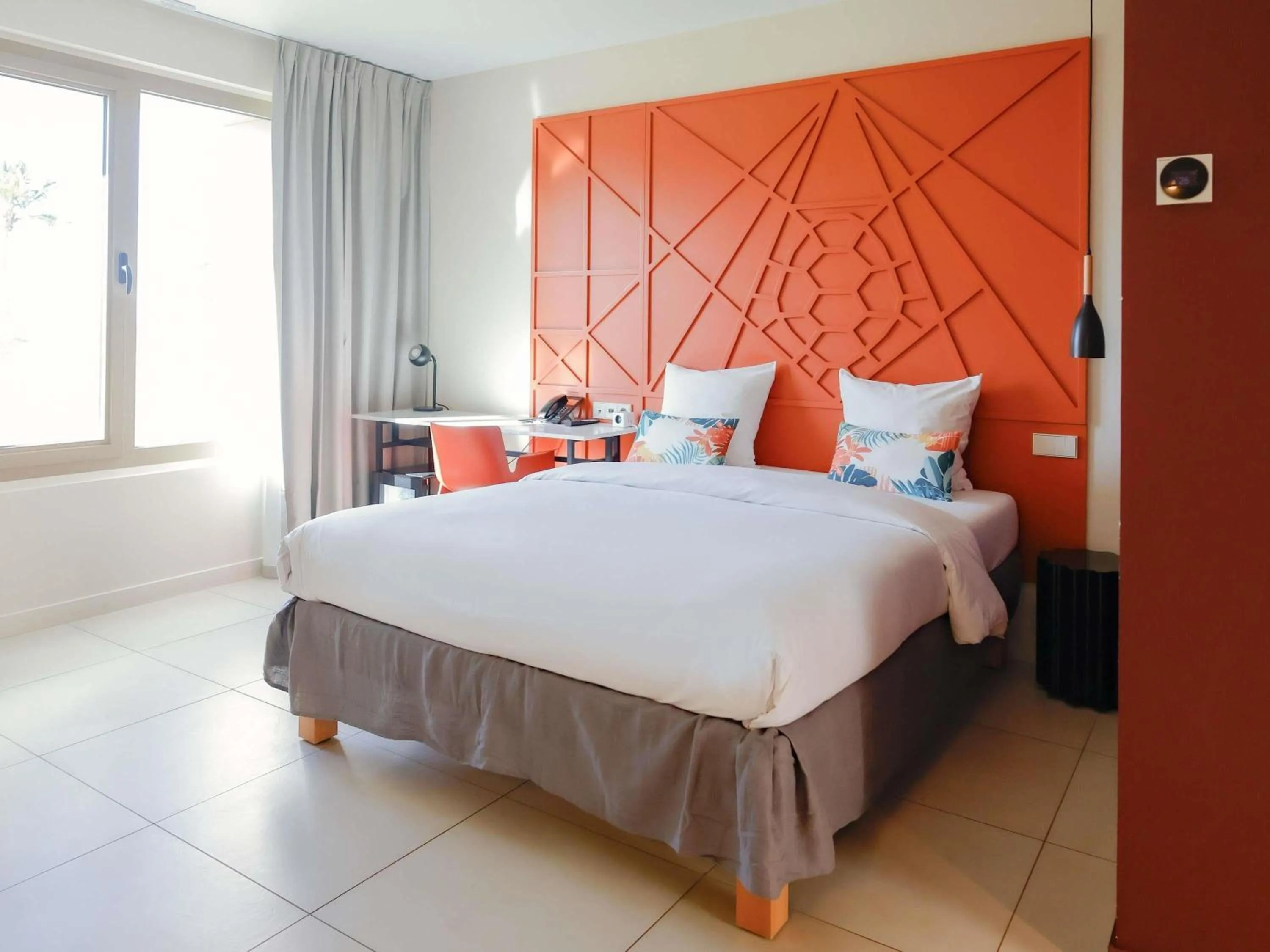 Bedroom, Bed in Ibis Styles Mayotte Aéroport