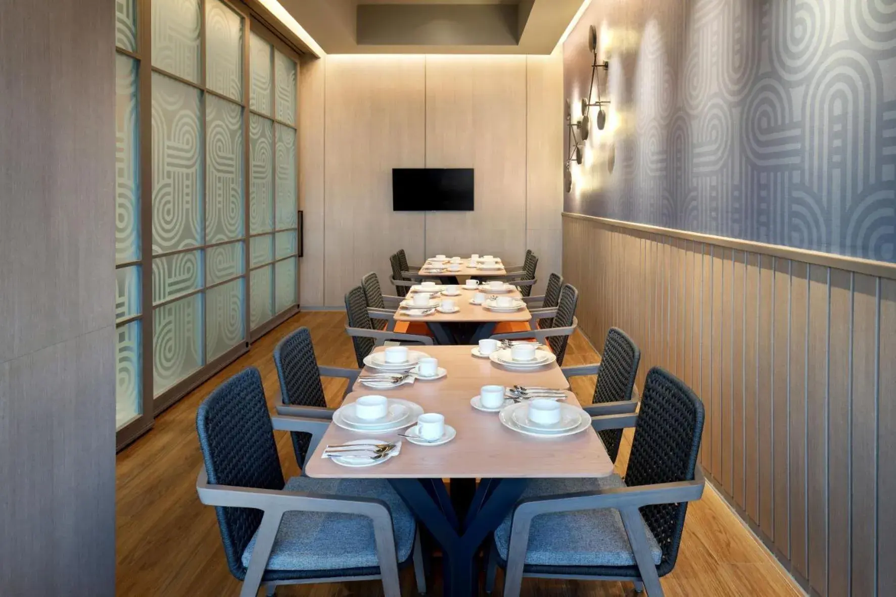 Restaurant/places to eat in ibis Styles Semarang Simpang Lima Restaurant/places to eat in ibis Styles Semarang Simpang Lima