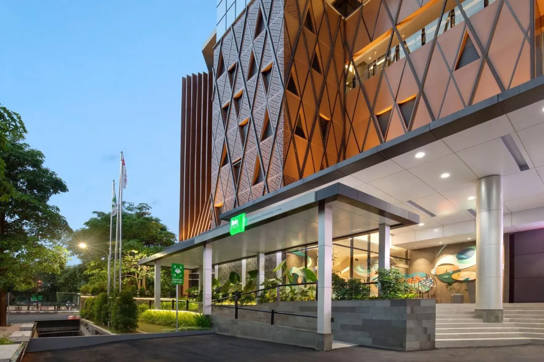 Property building in ibis Styles Semarang Simpang Lima Property building in ibis Styles Semarang Simpang Lima