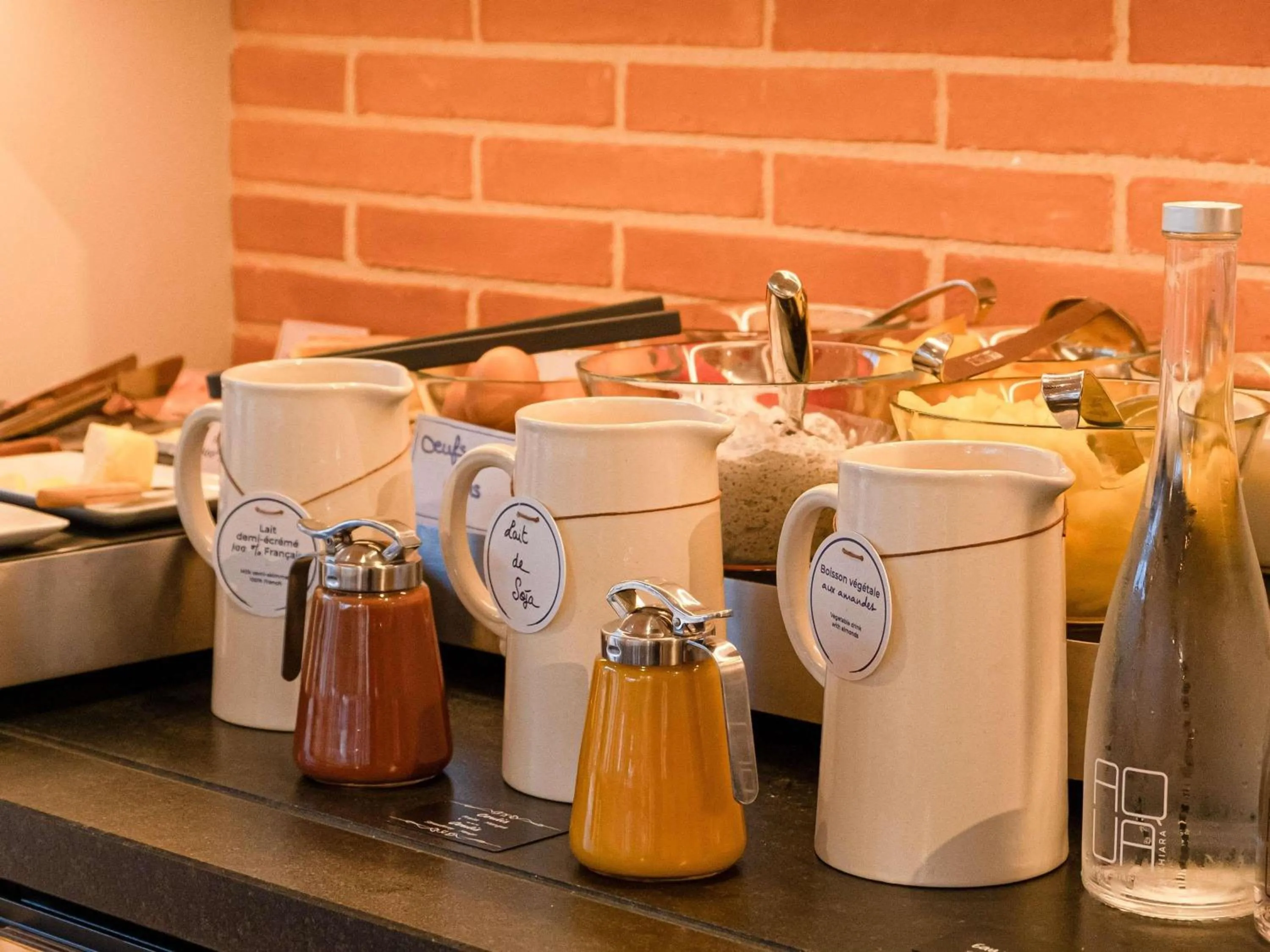 Restaurant/places to eat in ibis Styles Montauban