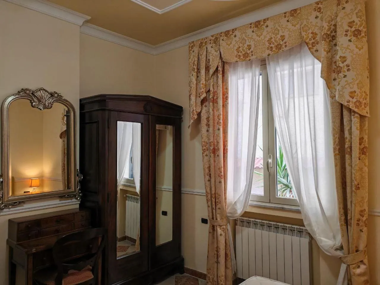 Bed in Hotel Trinacria