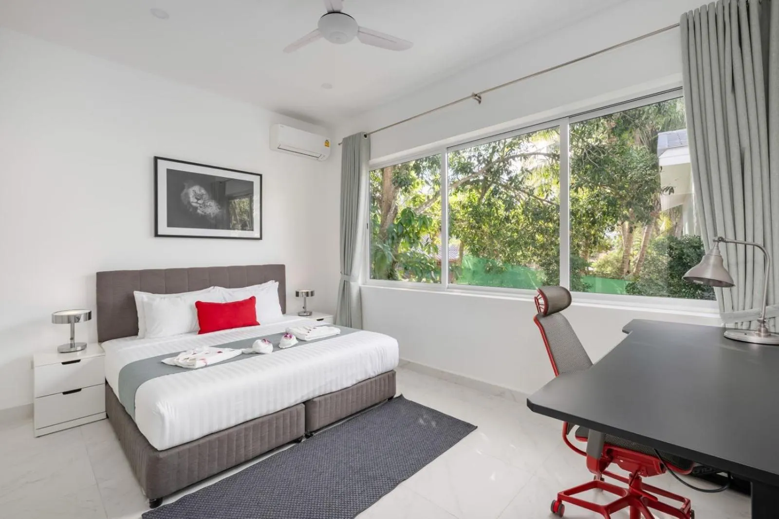 Bed in Bougain Villas