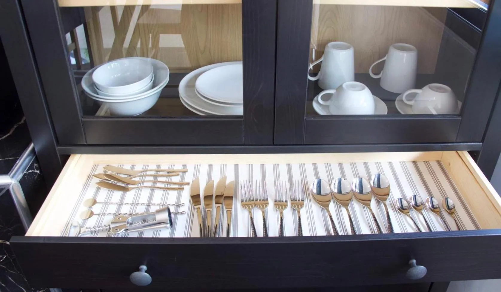 Kitchen or kitchenette in Bougain Villas