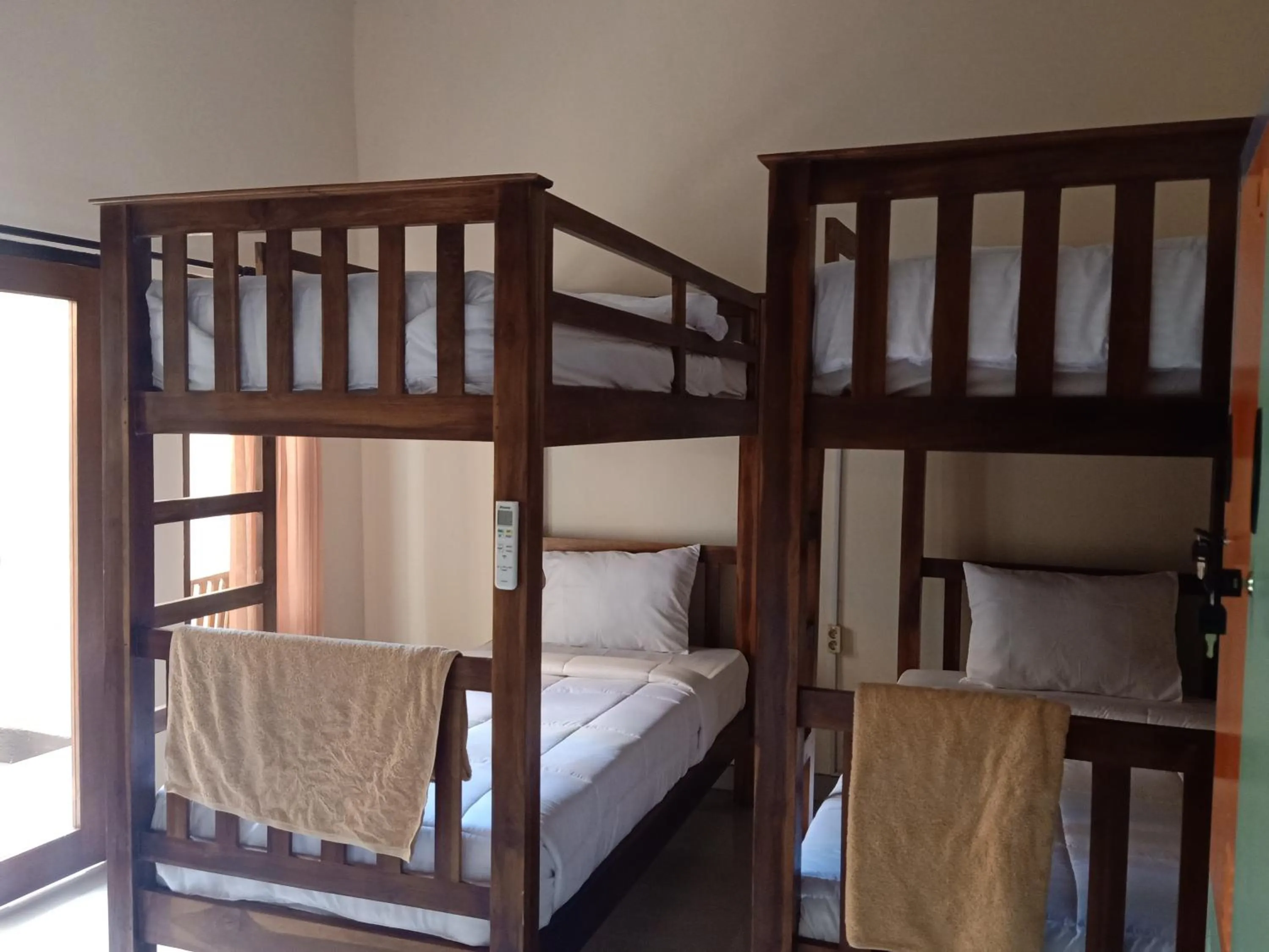 HAPPY PENIDA HOSTEL 2