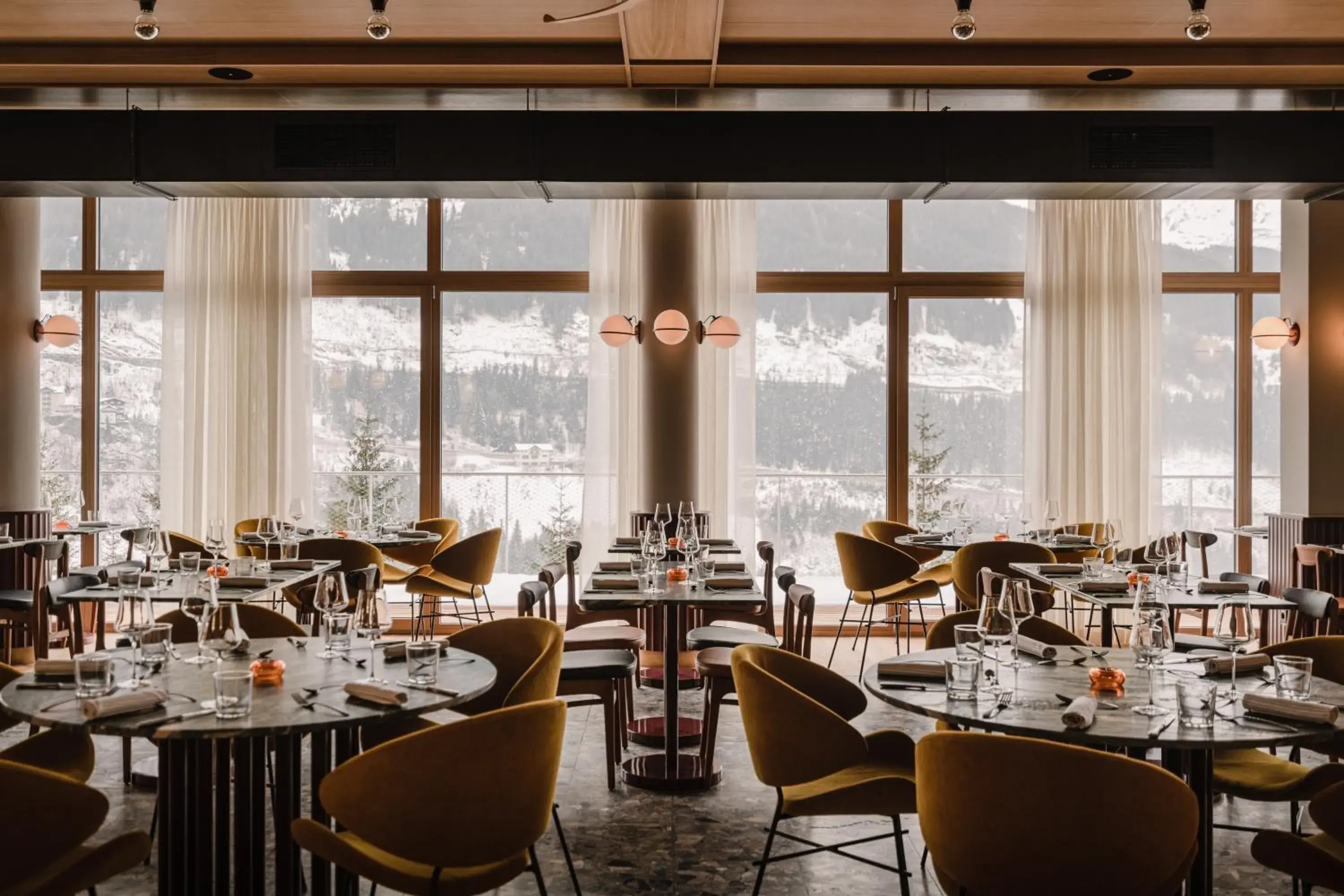 Restaurant/places to eat in The Comodo Bad Gastein, a Member of Design Hotels Restaurant/places to eat in The Comodo Bad Gastein, a Member of Design Hotels