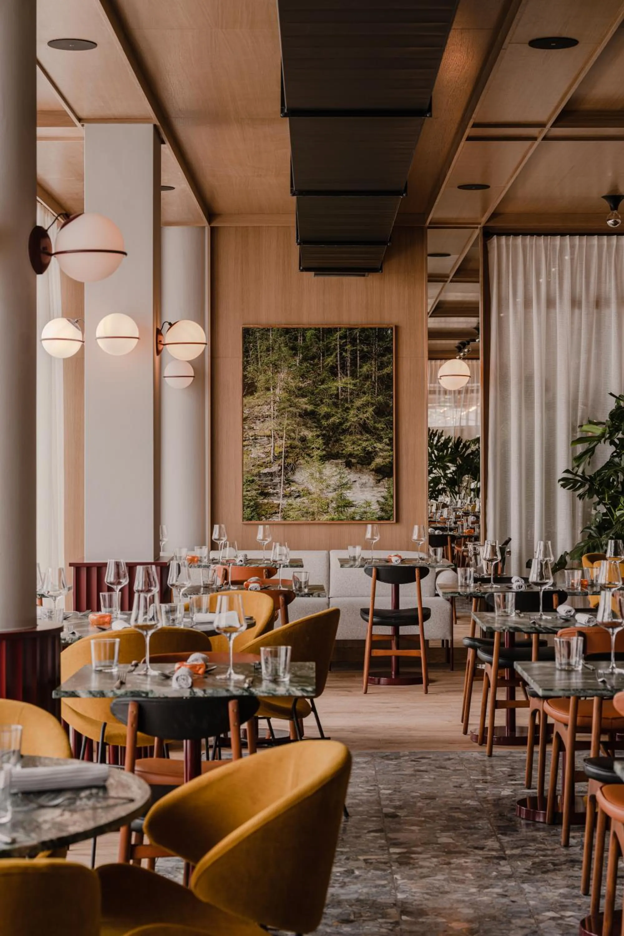 Restaurant/places to eat in The Comodo Bad Gastein, a Member of Design Hotels