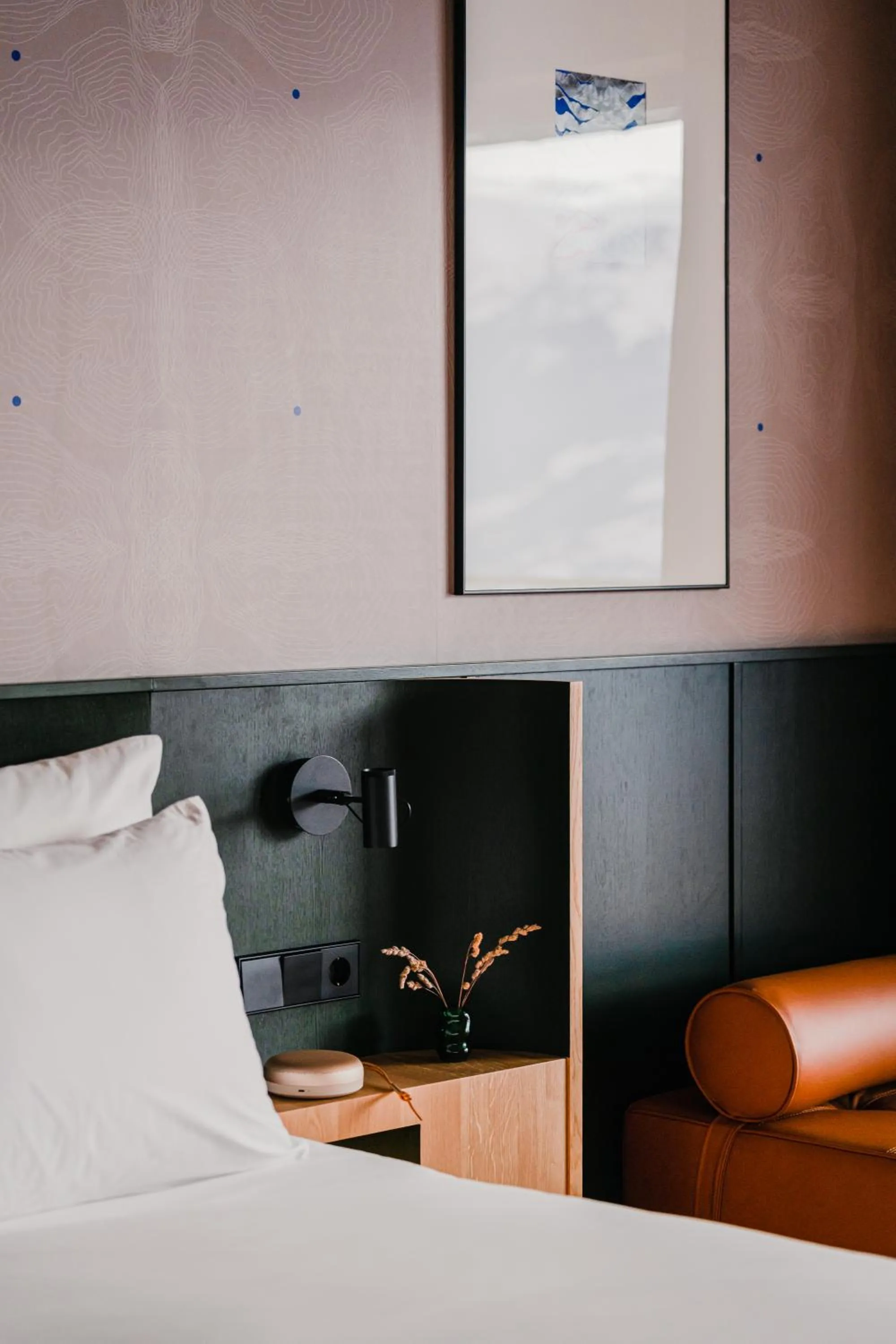 Photo of the whole room, Bed in The Comodo Bad Gastein, a Member of Design Hotels