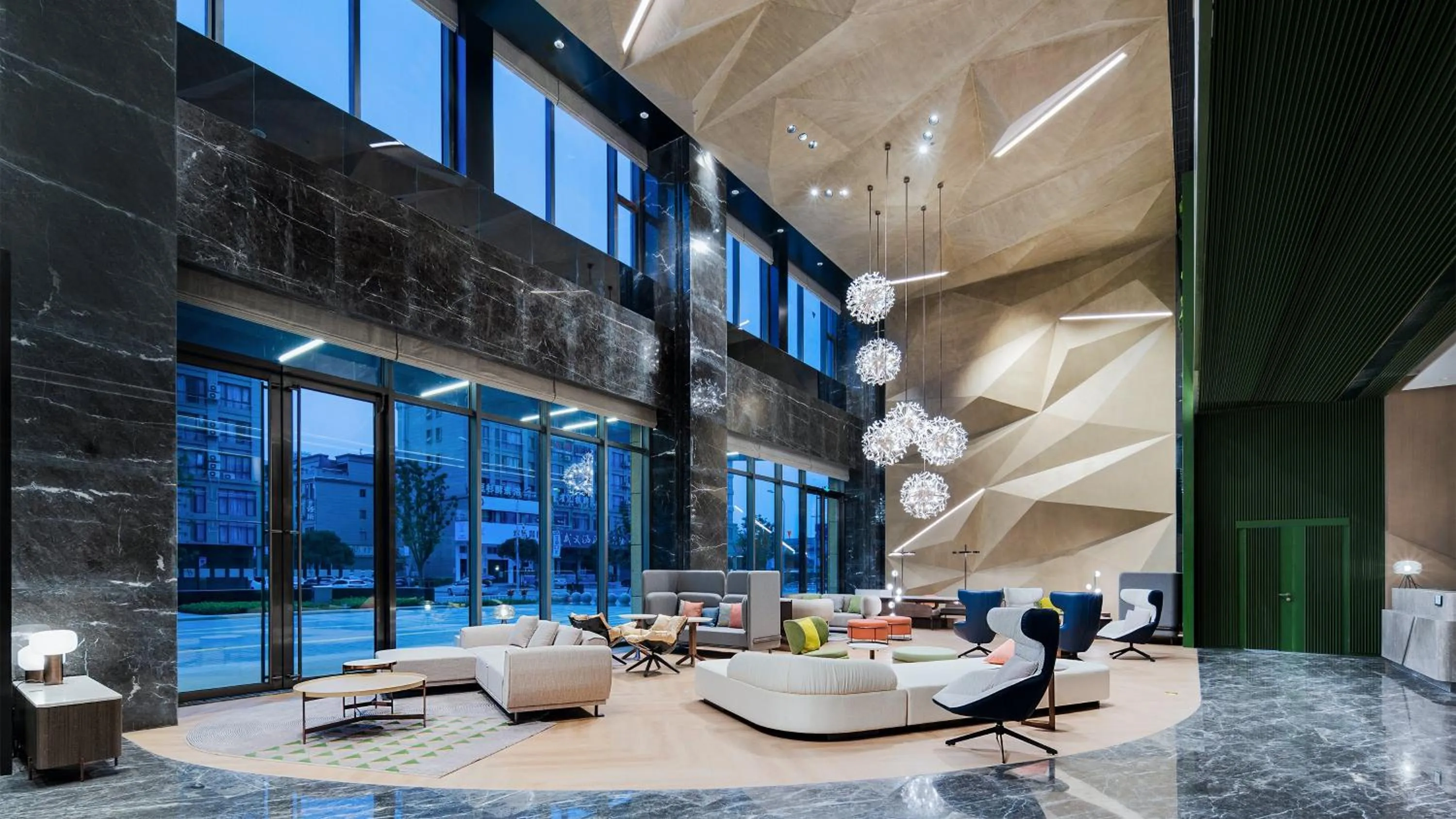 Property building in Holiday Inn Yongkang