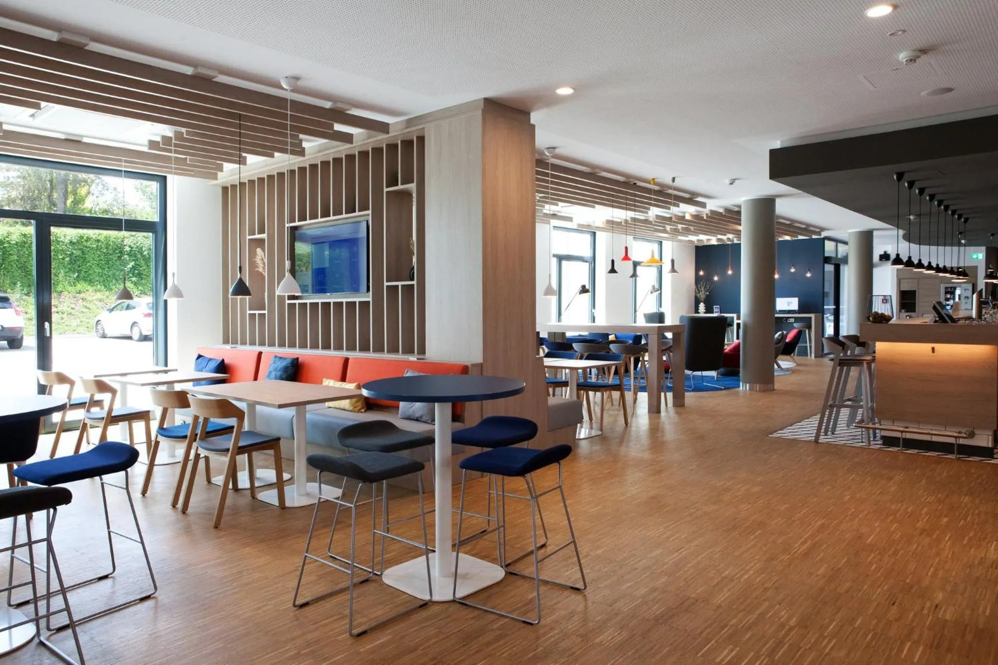 Restaurant/places to eat in Holiday Inn Express - Remscheid