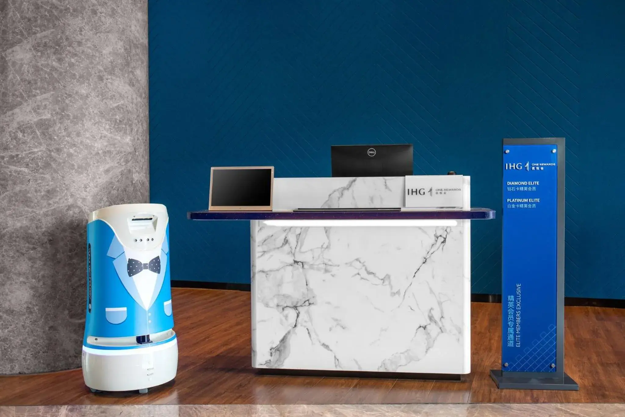 Property building in Holiday Inn Express Guiyang Qingyan by IHG Property building in Holiday Inn Express Guiyang Qingyan by IHG