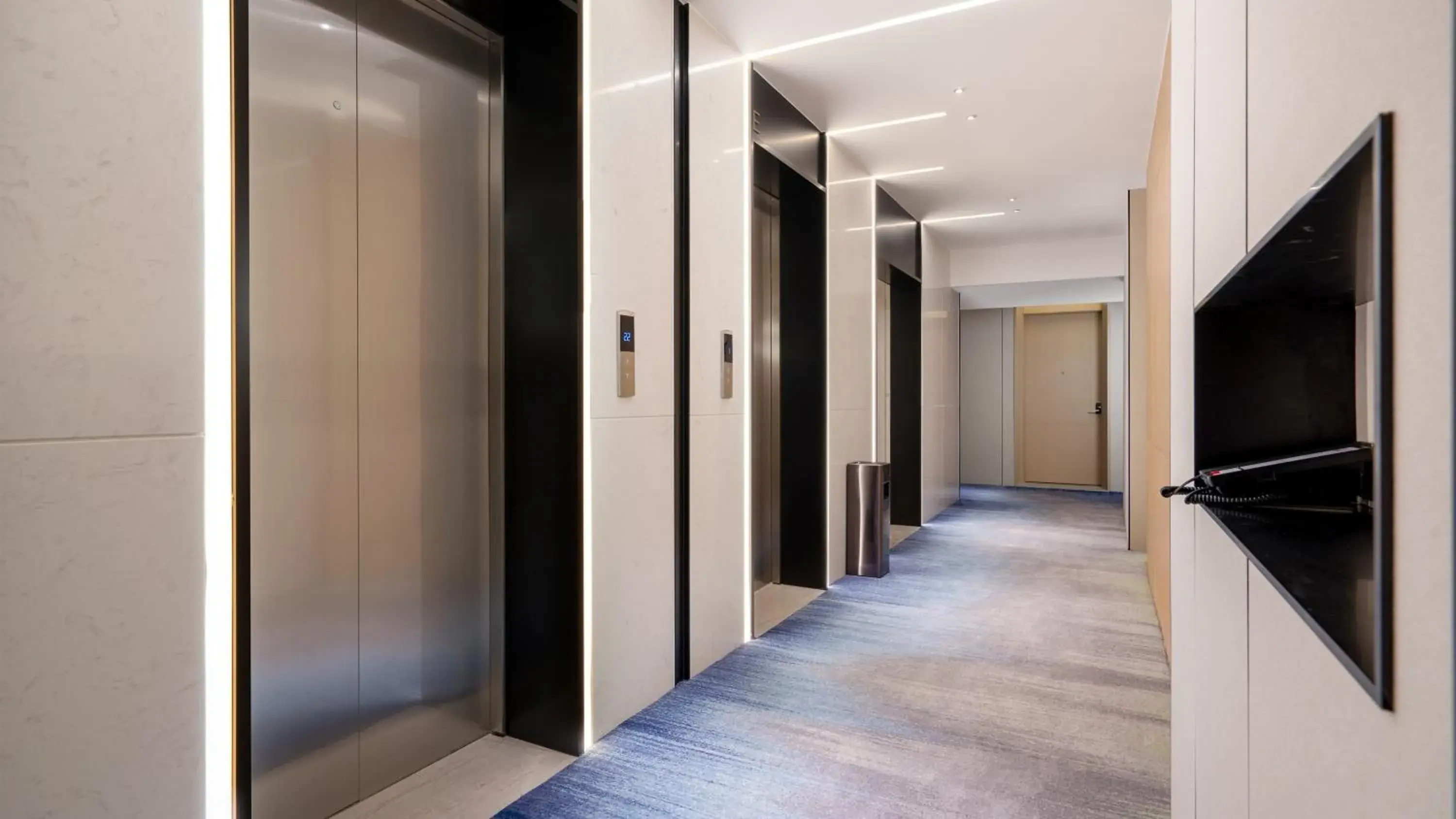 Lobby or reception in Holiday Inn Express Changsha Kaifu by IHG Lobby or reception in Holiday Inn Express Changsha Kaifu by IHG