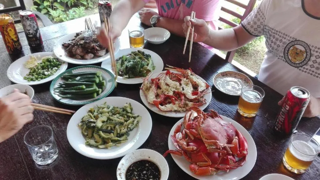 Food and drinks in Green Light Holiday Village