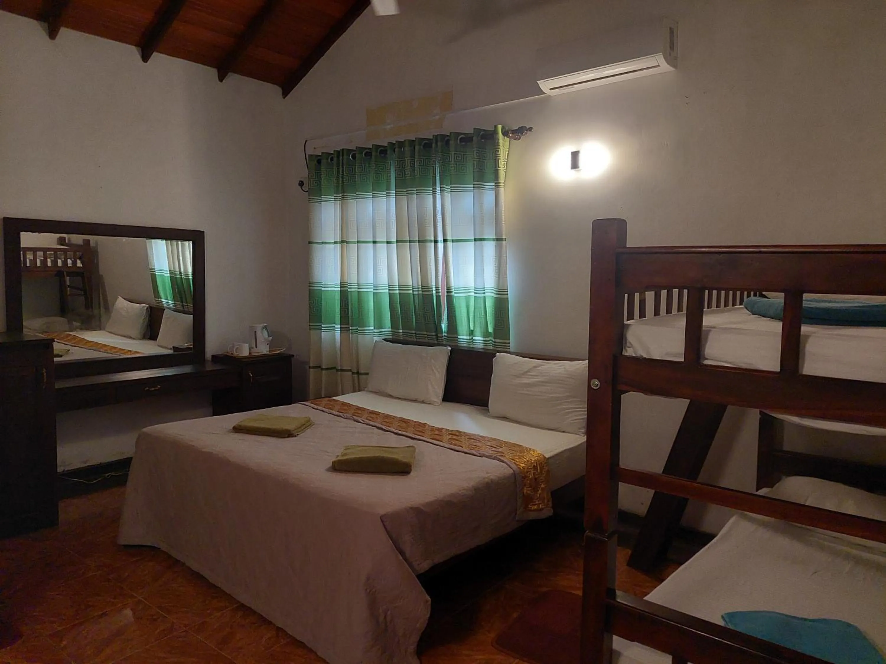 Photo of the whole room in Green Light Holiday Village