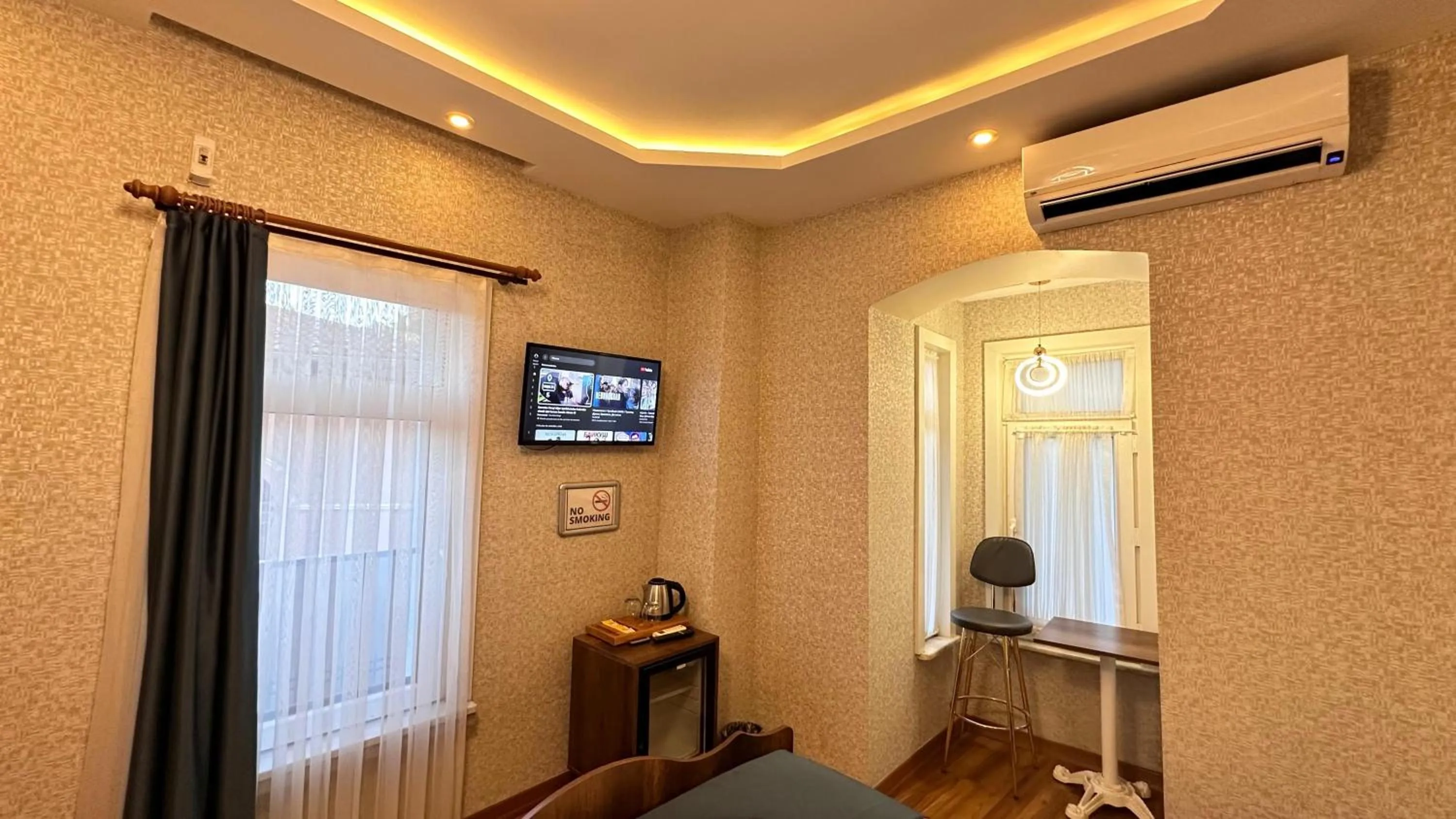 Bed in Aras Boutique Hotel & Suites