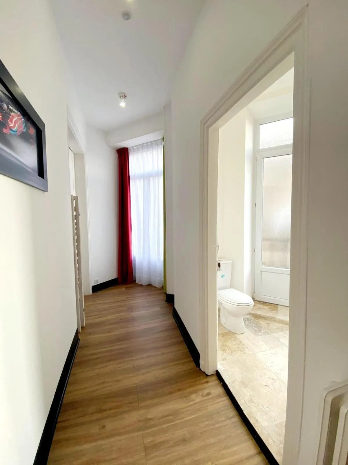 Photo of the whole room in Enzo Hotels Limoges Centre Jourdan by Kyriad Direct