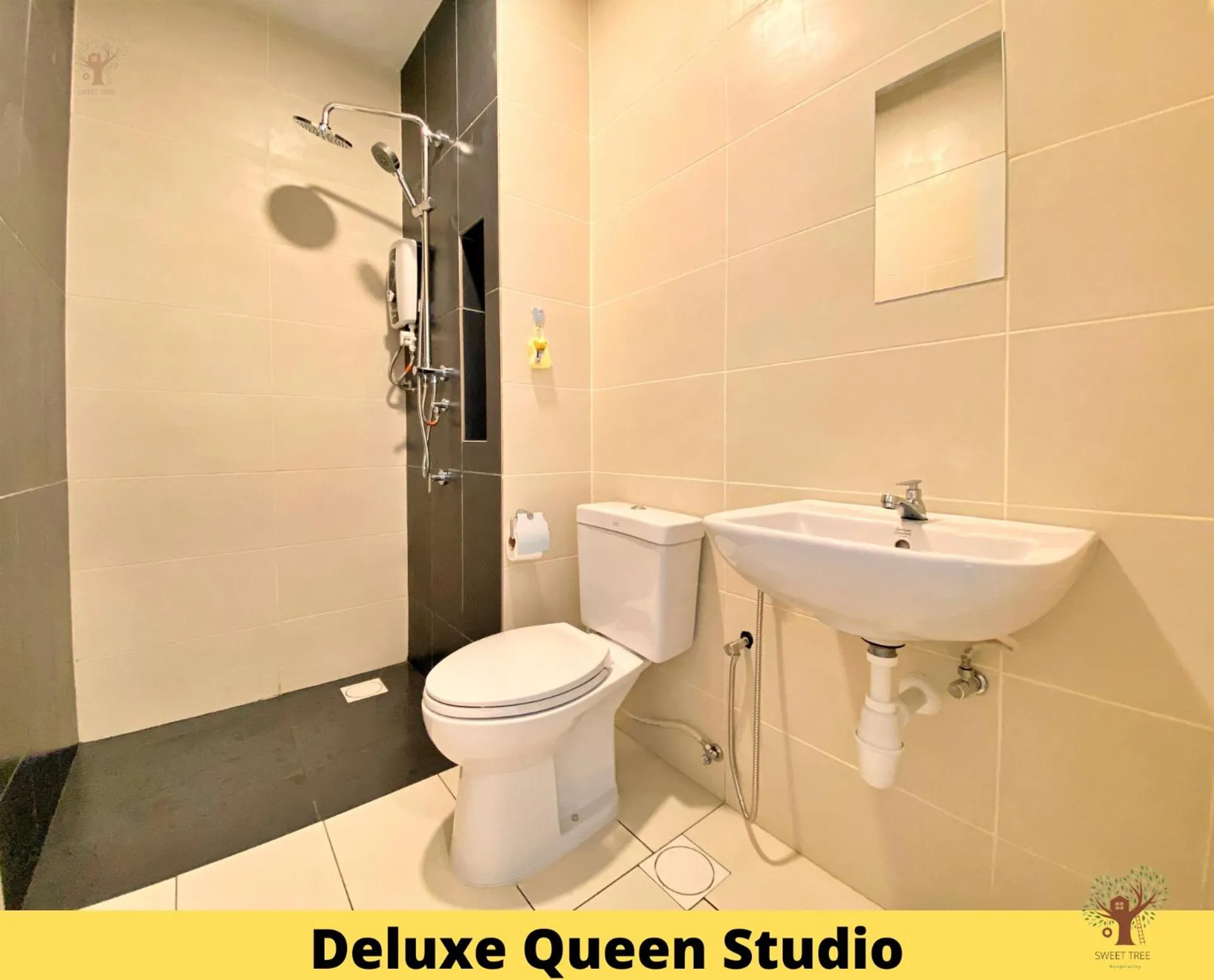 Shower in Sweet Tree Homestay Petaling Jaya