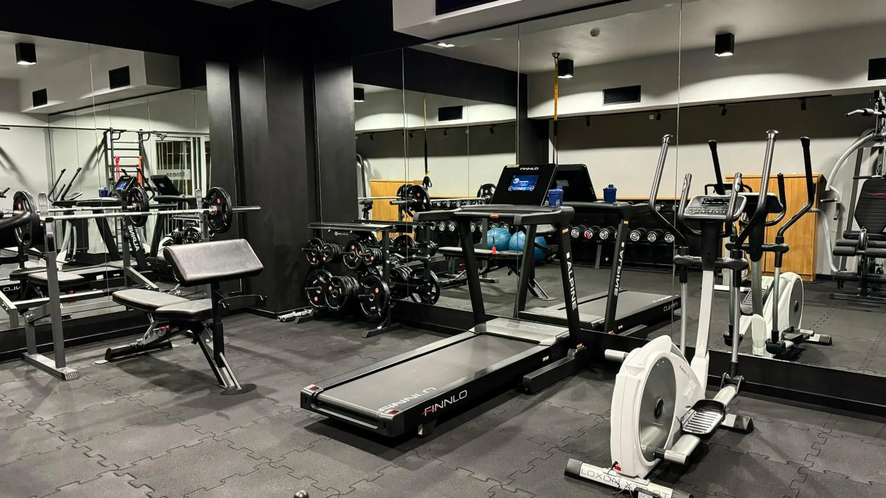 Property building in Hotel Apis Property building in Hotel Apis