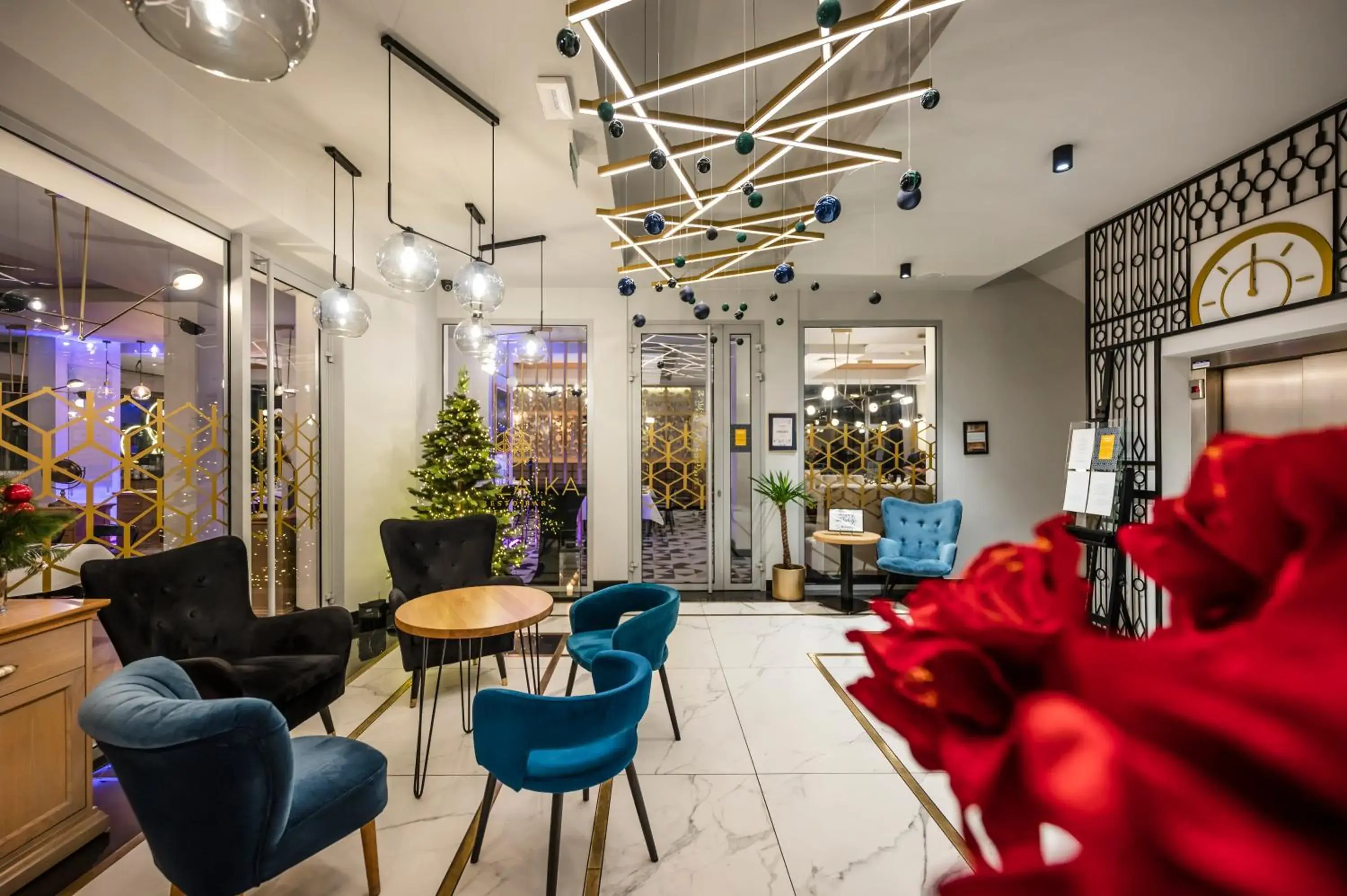 Property building in Hotel Apis Property building in Hotel Apis