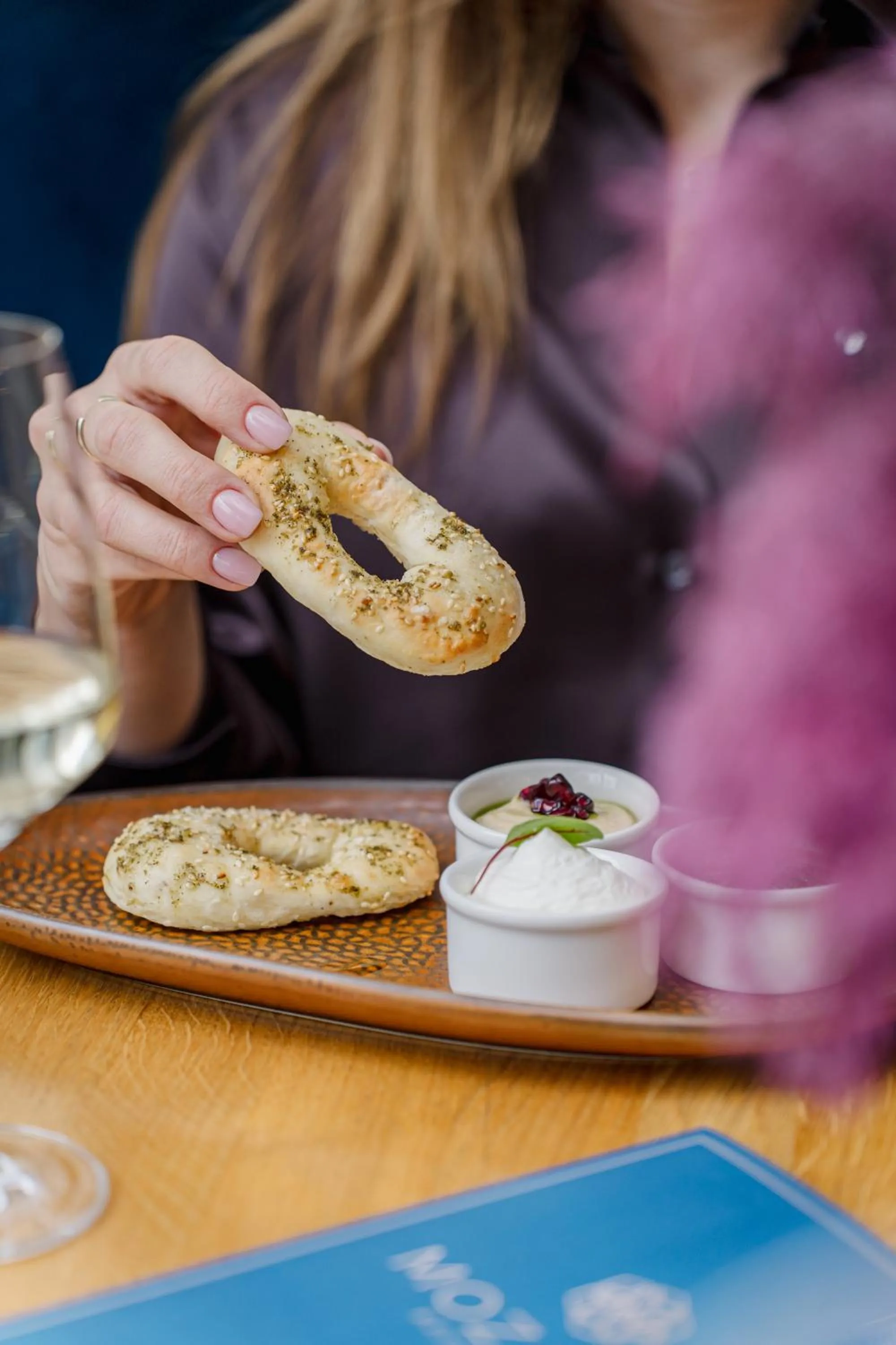 Restaurant/places to eat in Hotel Apis