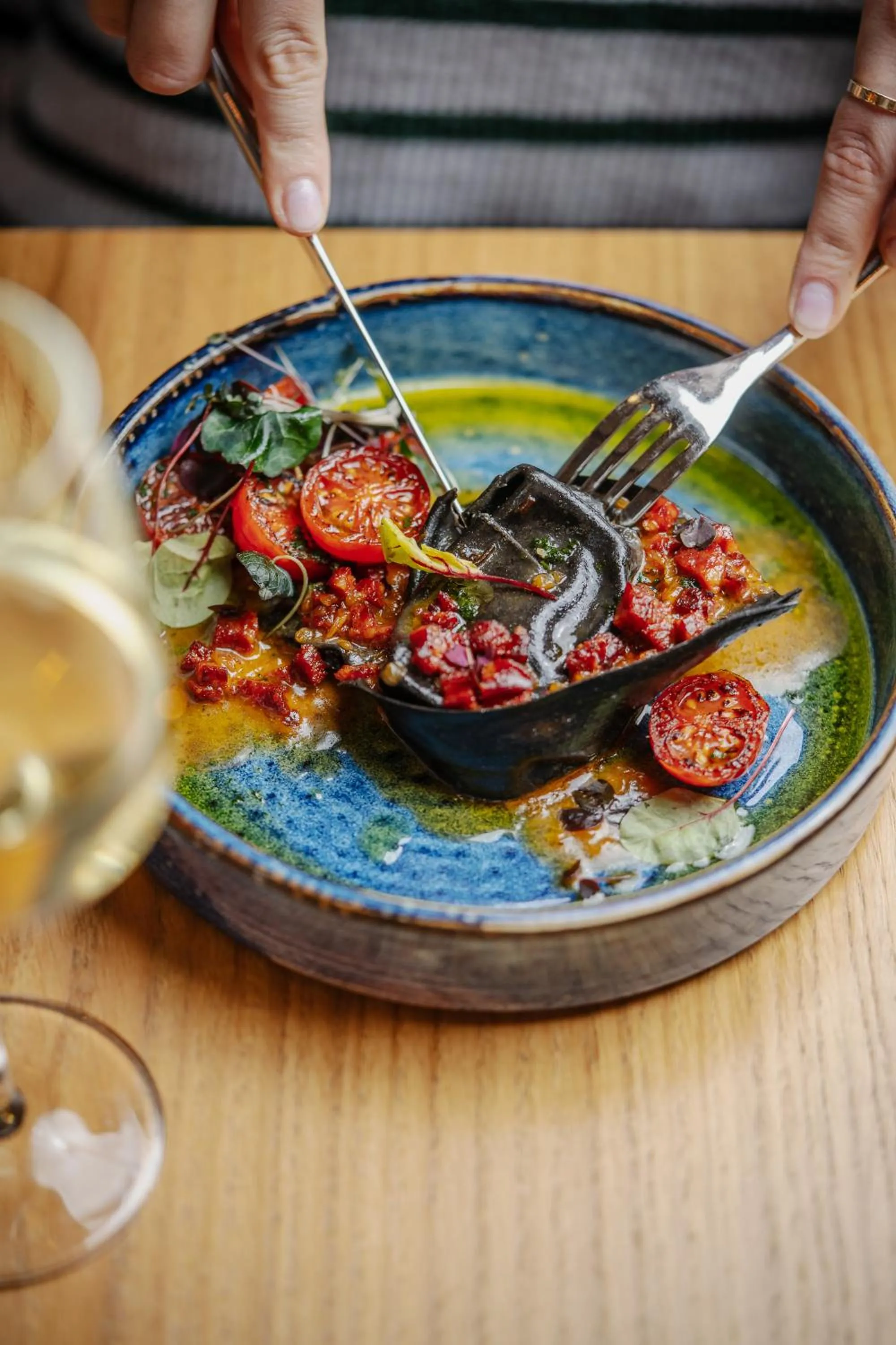 Restaurant/places to eat in Hotel Apis