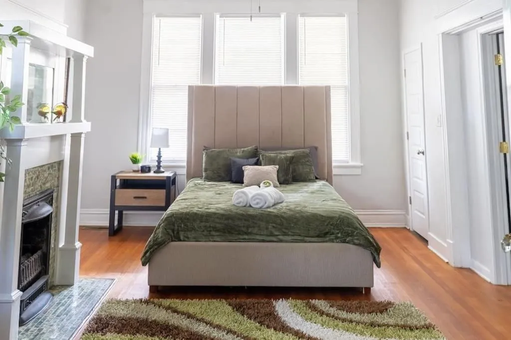 Bed in The Great Pink Lady with Huge Wrap Around Porch!