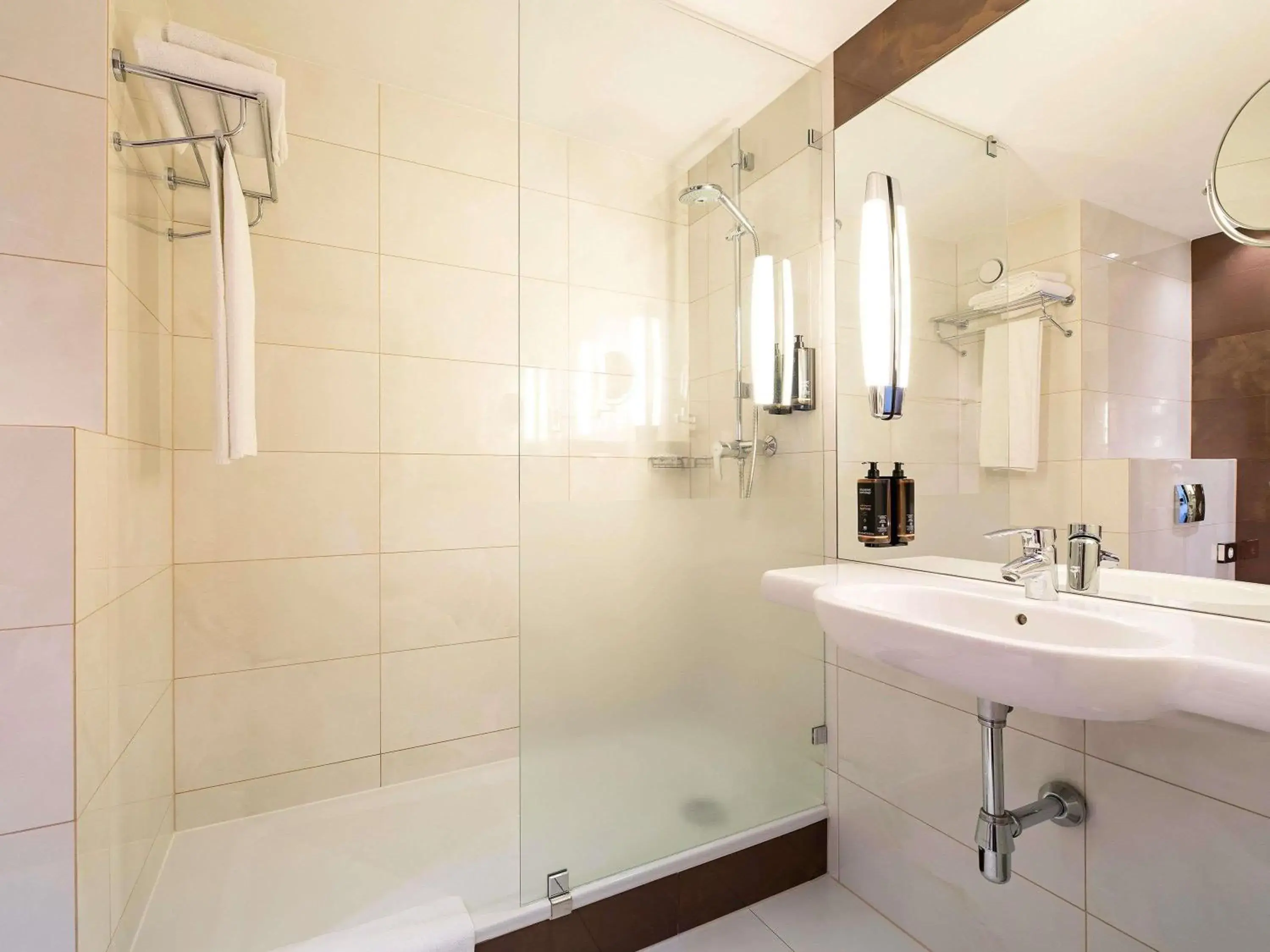 Bedroom in Mercure Karpacz Skalny Bedroom in Mercure Karpacz Skalny