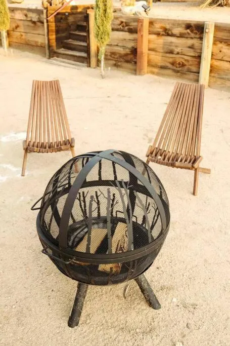 Cozy Rustic Home minutes to Joshua Tree Nat'l Park