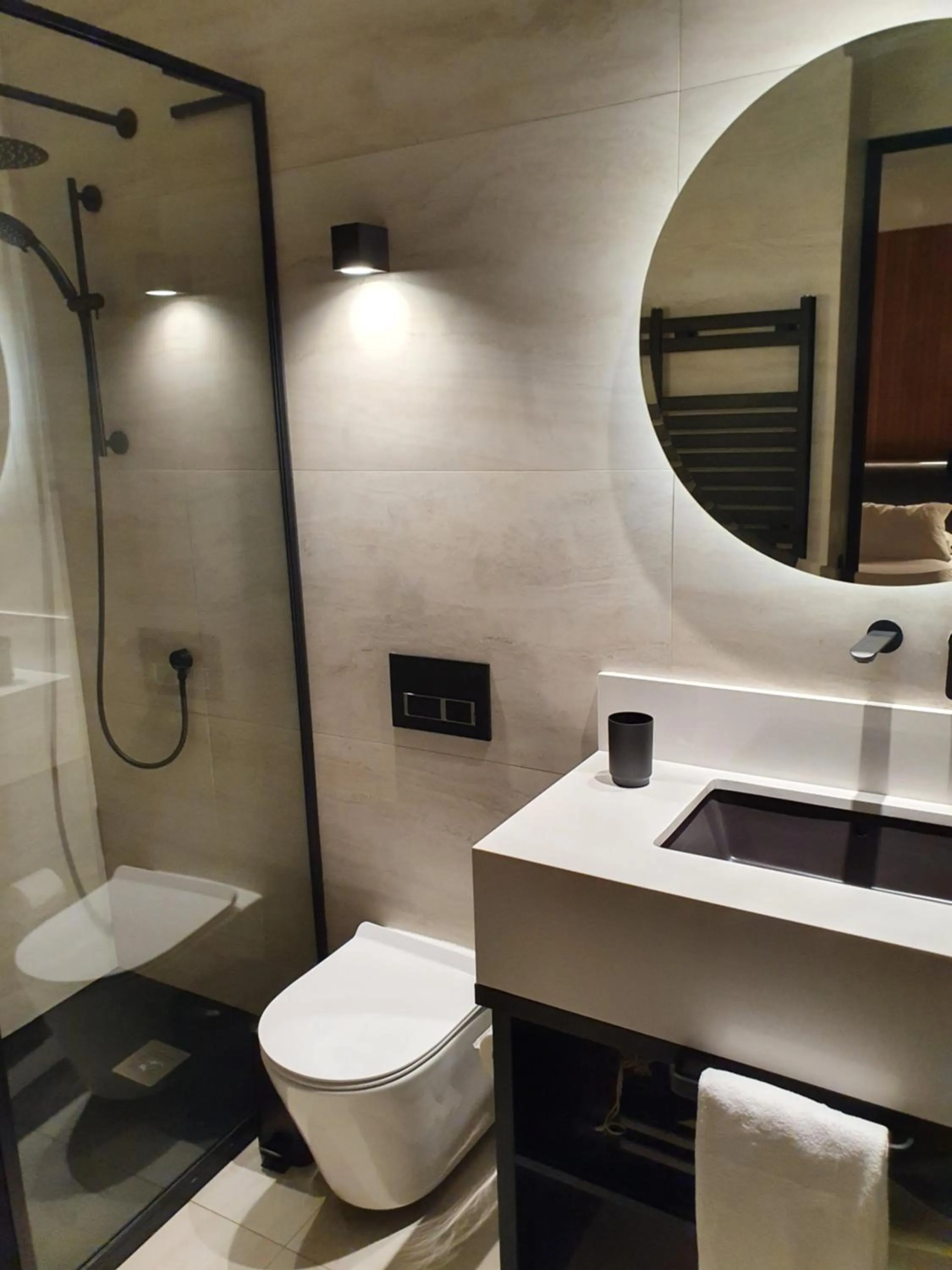 Toilet in Lastarria Hotel