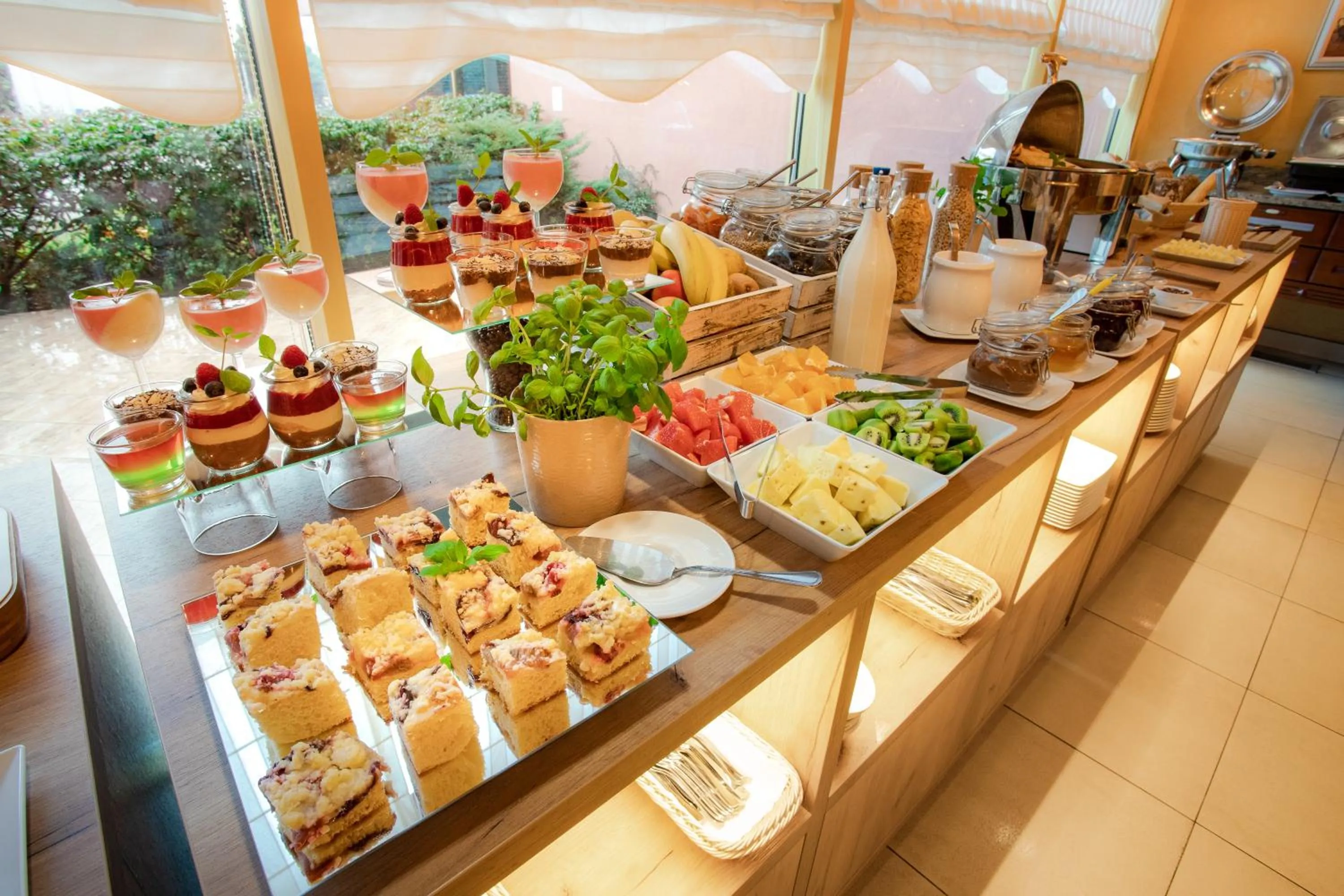 Buffet breakfast in Business Hotel Vega Wrocław