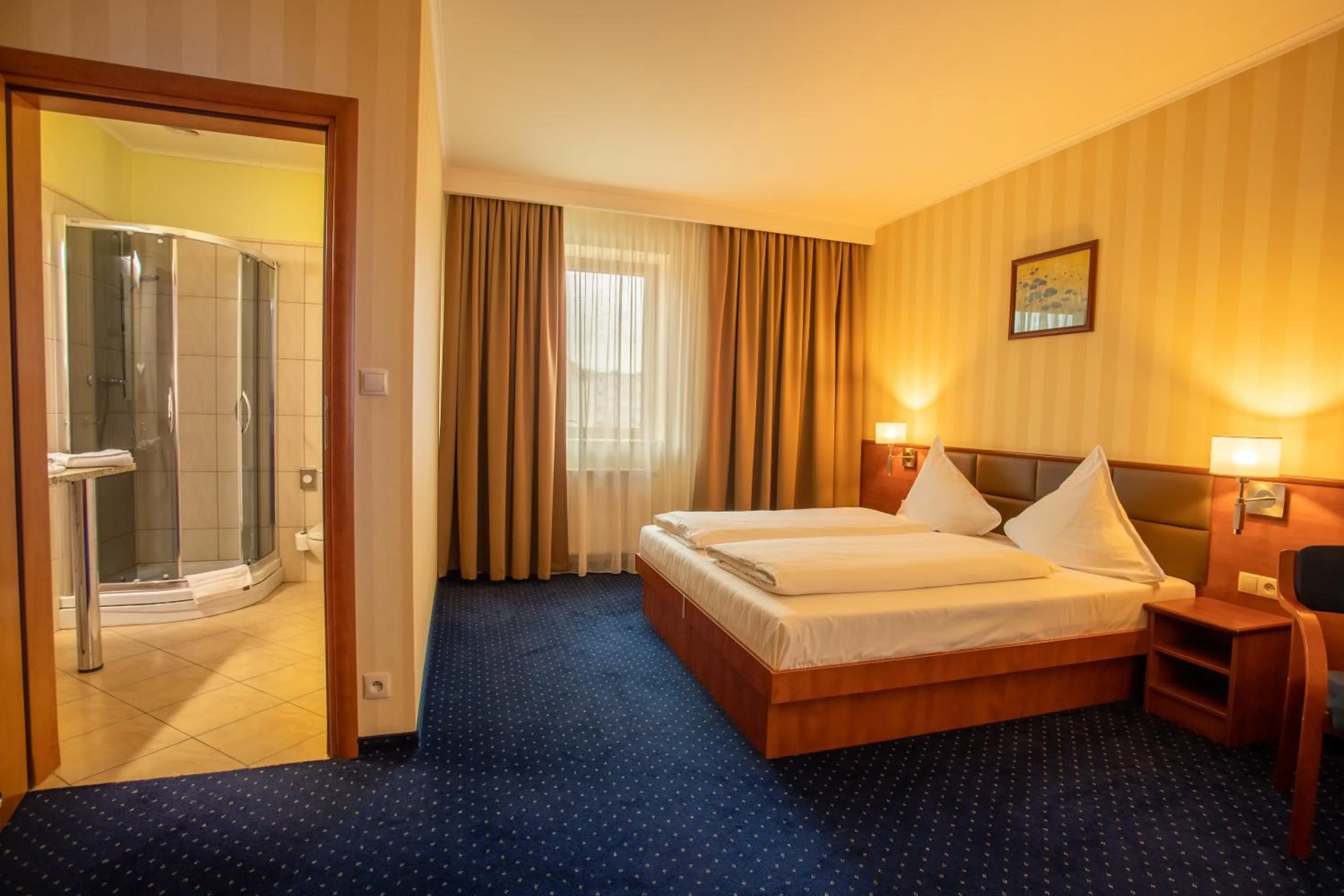 Photo of the whole room, Bed in Business Hotel Vega Wrocław