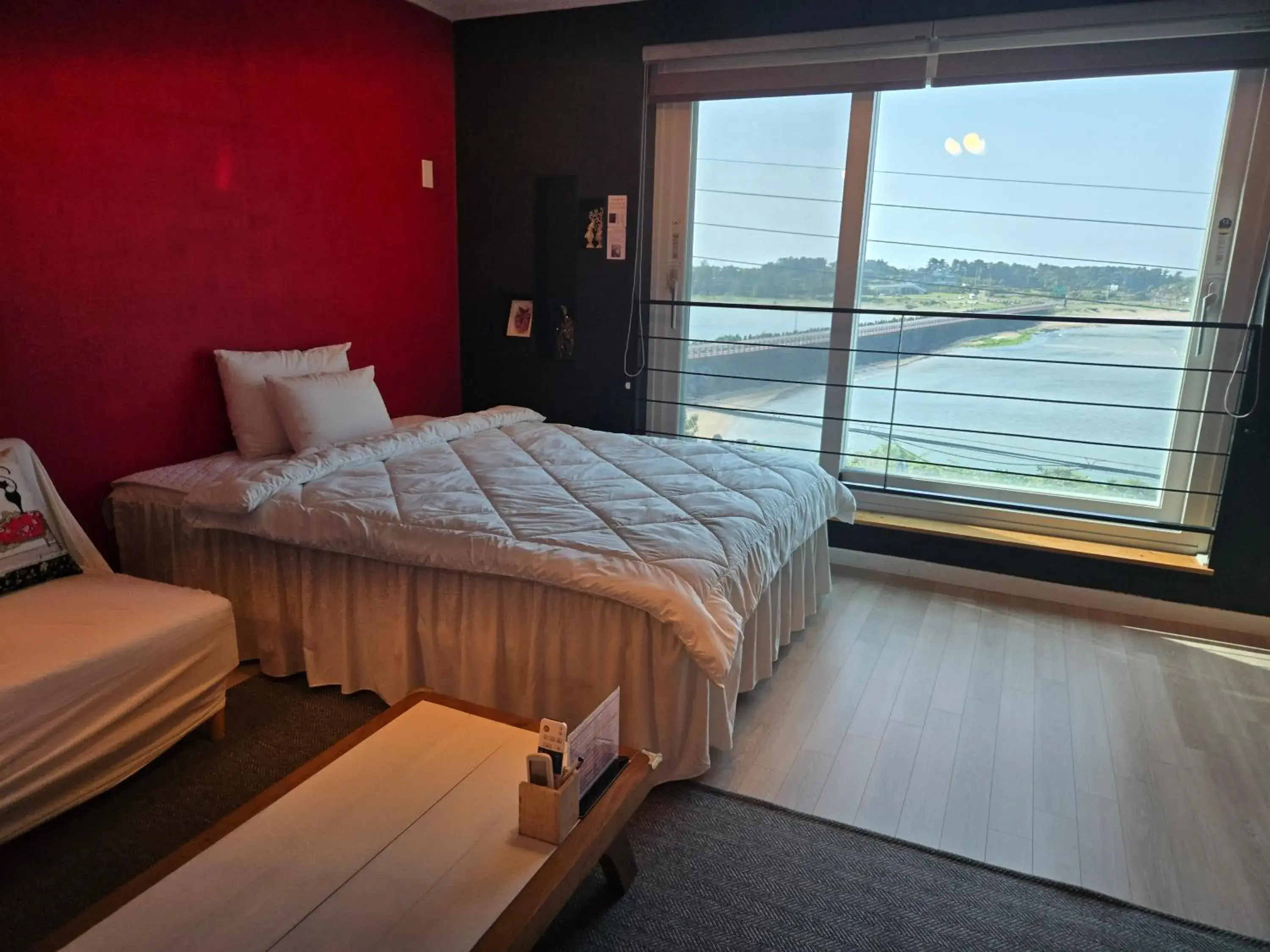 Double Room with Sea View - single occupancy in Gaviota Oceanfront Pension Jeju Double Room with Sea View - single occupancy in Gaviota Oceanfront Pension Jeju