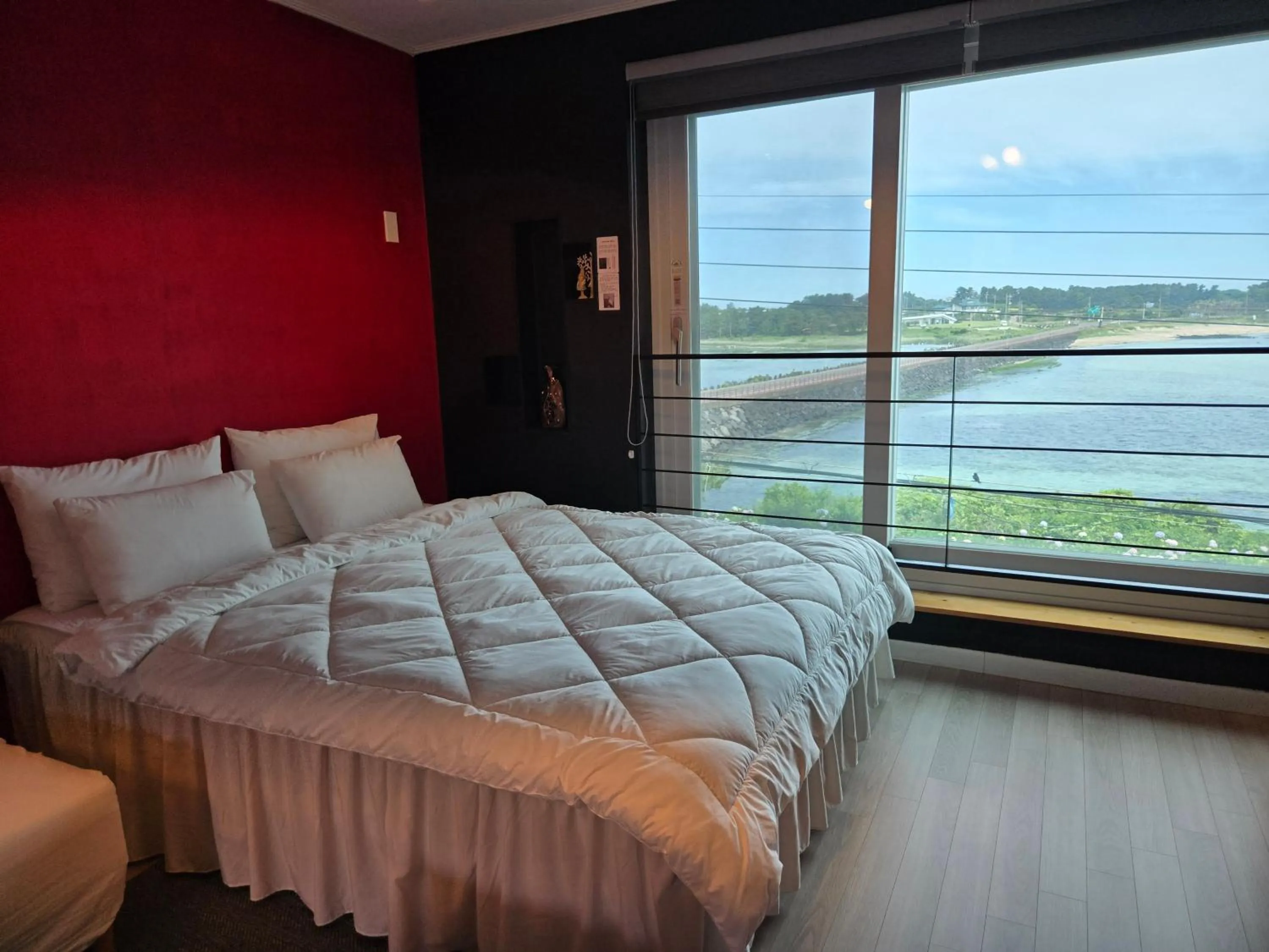 Bed in Jeju Gaviota Pension