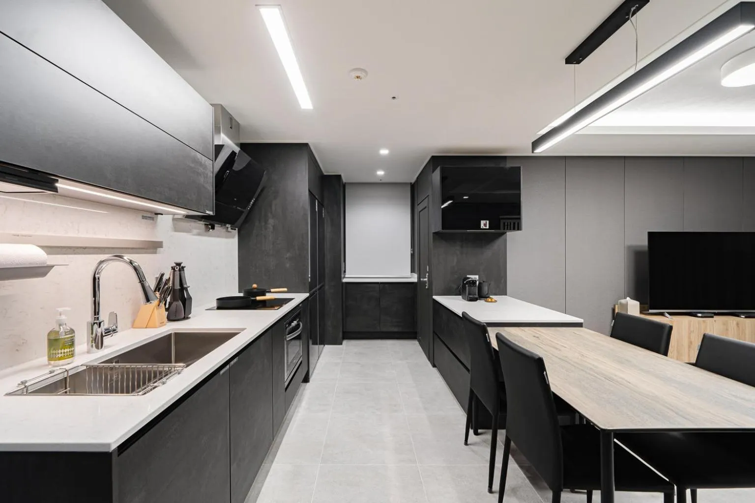 Kitchen or kitchenette in Le Collective Busan Gijang