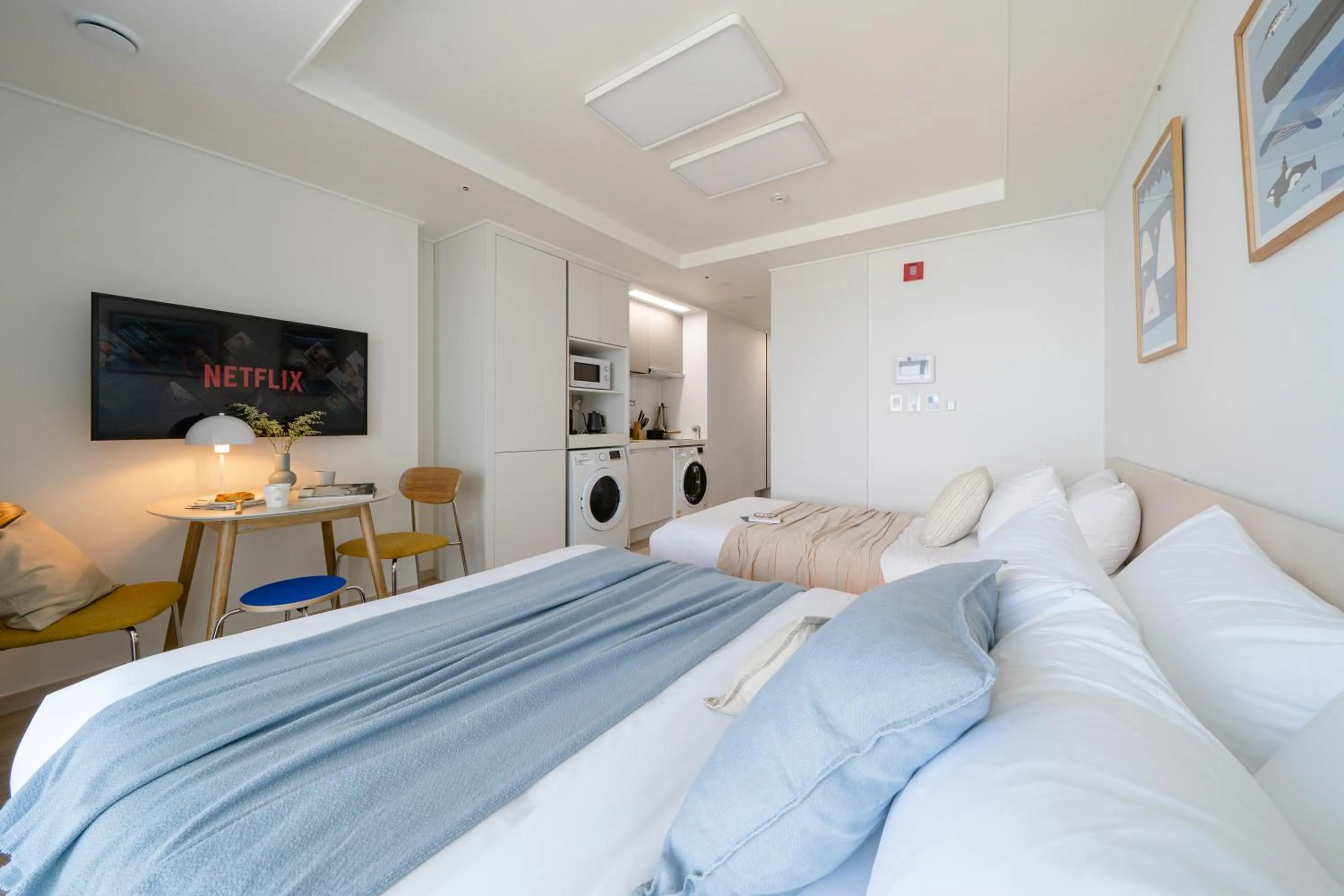 Photo of the whole room, Bed in Urbanstay Sokcho Deungdae Beach