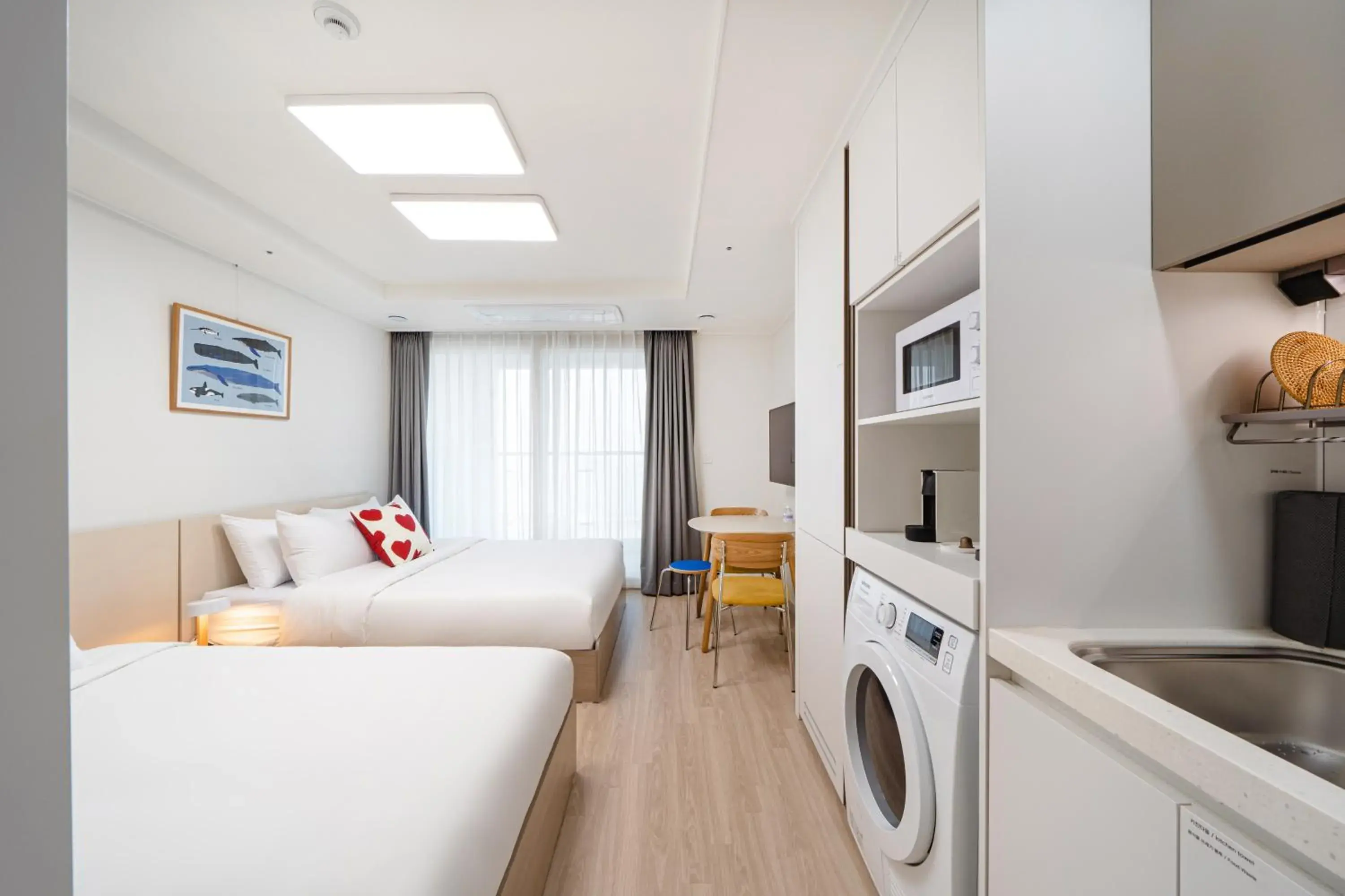 Photo of the whole room, Bed in Urbanstay Sokcho Deungdae Beach Photo of the whole room, Bed in Urbanstay Sokcho Deungdae Beach