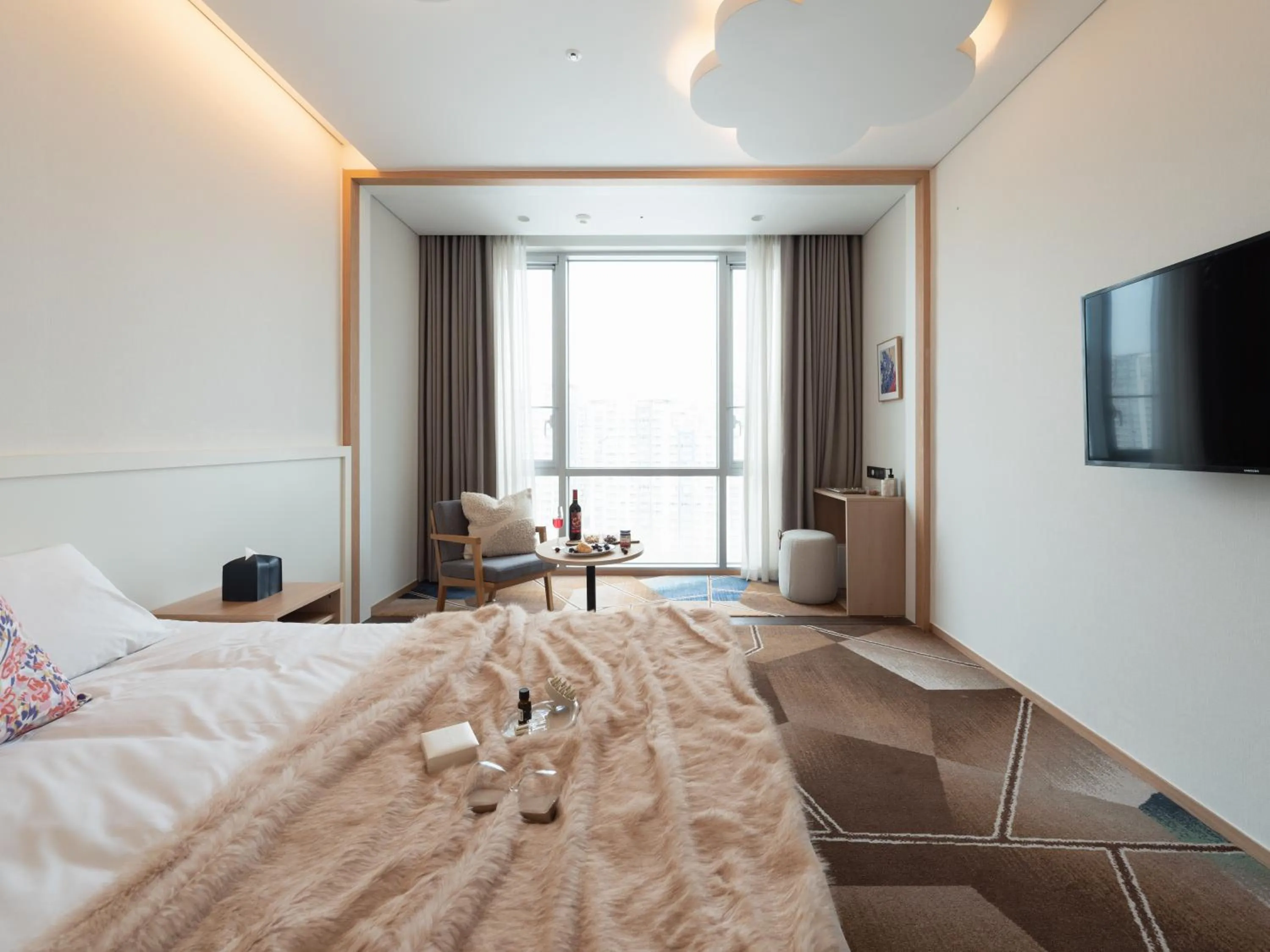 Photo of the whole room, Bed in Urbanstay Residence Dongtan