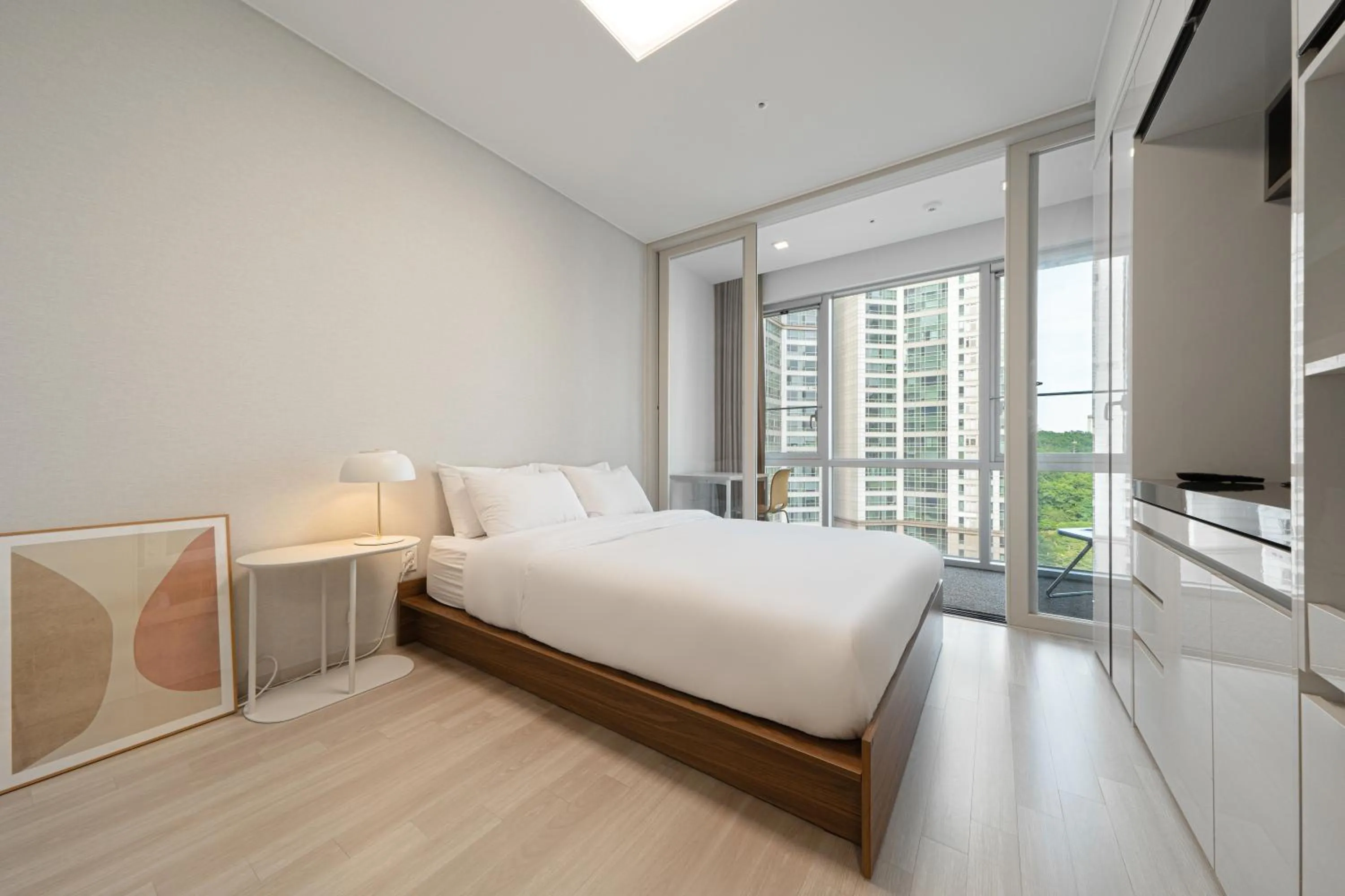 Photo of the whole room, Bed in Urbanstay Residence Dongtan