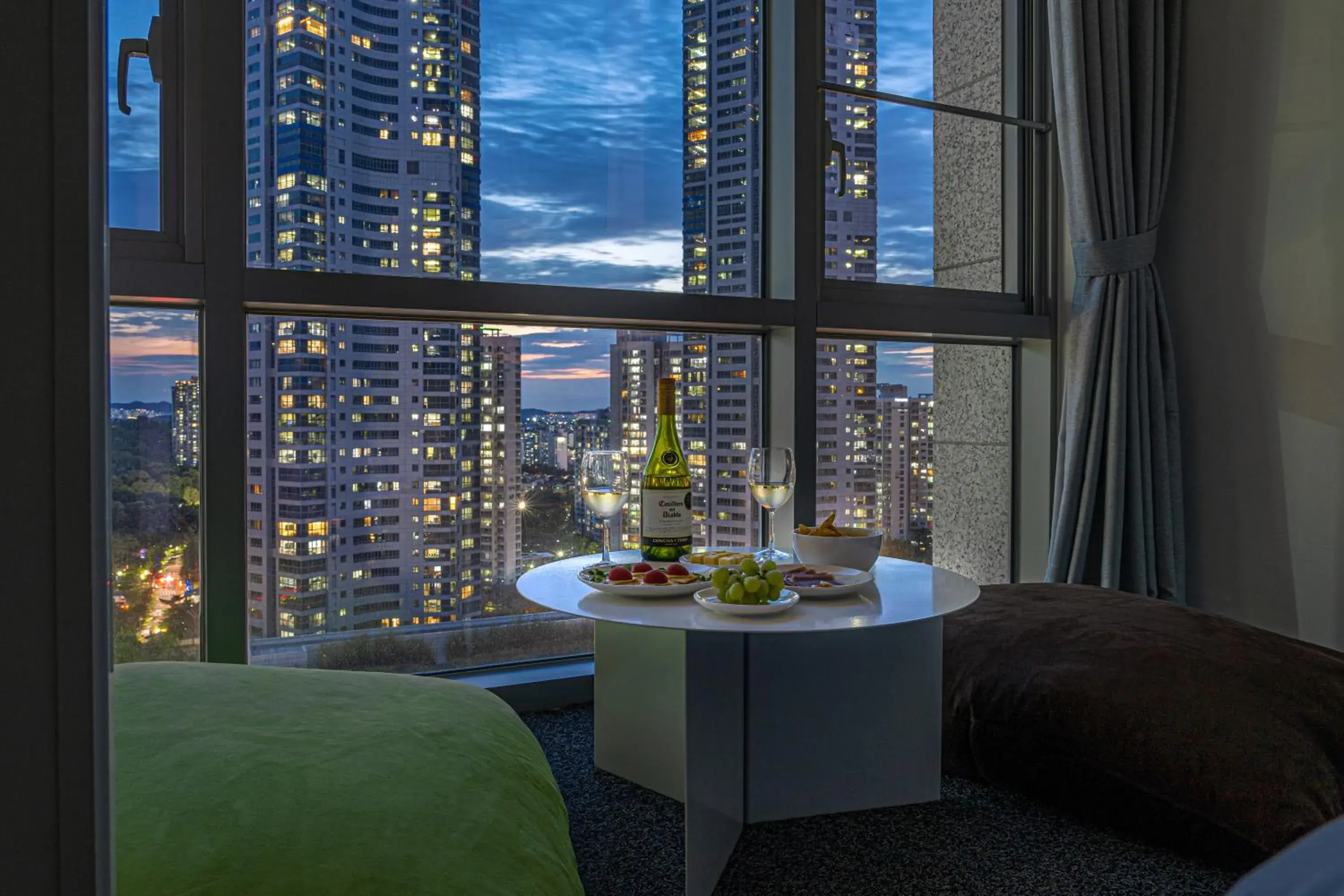 Photo of the whole room in Urbanstay Residence Dongtan Photo of the whole room in Urbanstay Residence Dongtan