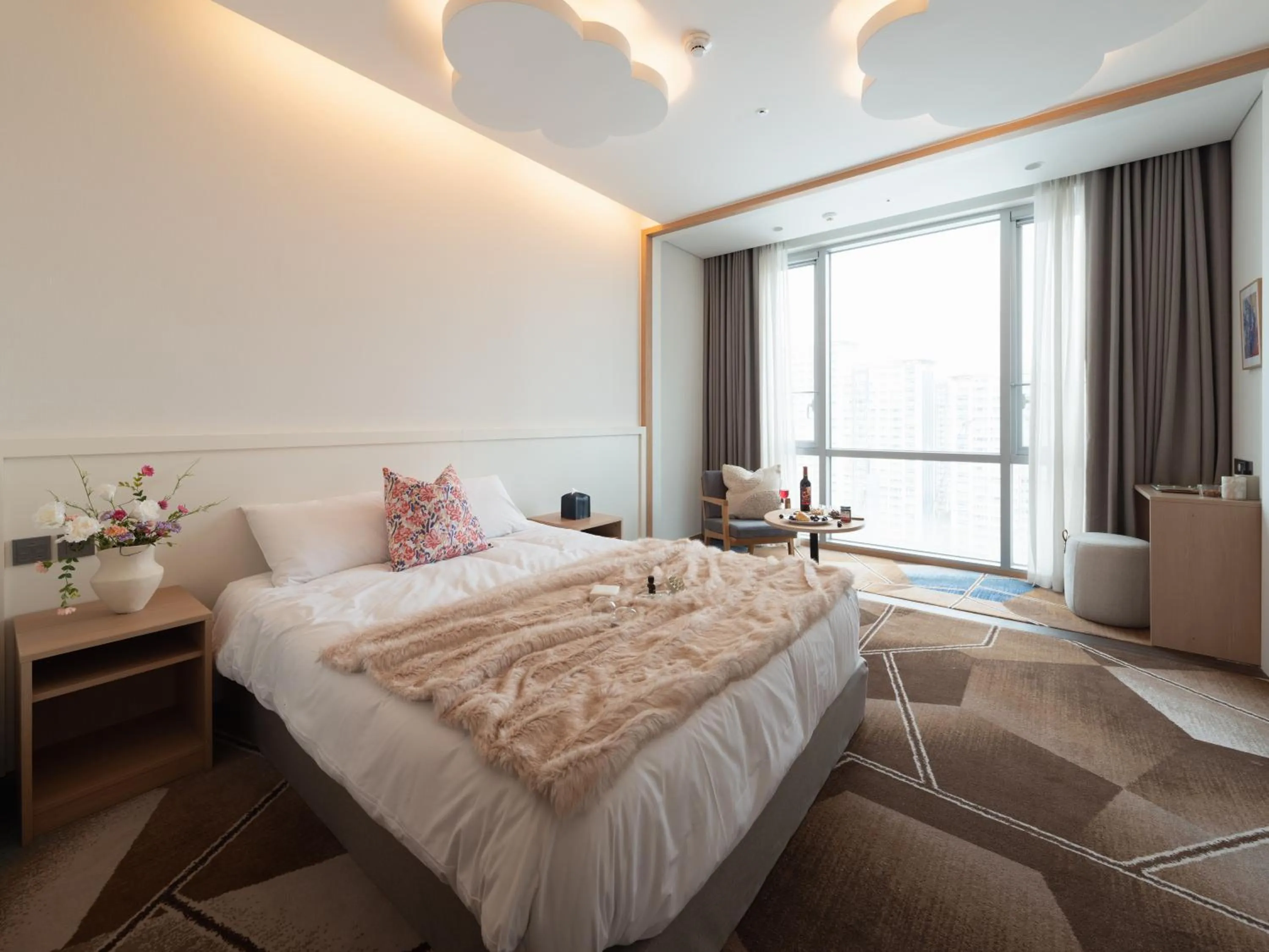 Bedroom, Bed in Urbanstay Residence Dongtan