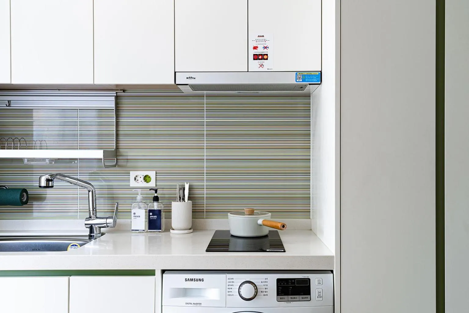 Kitchen or kitchenette in Urbanstay Myeongdong