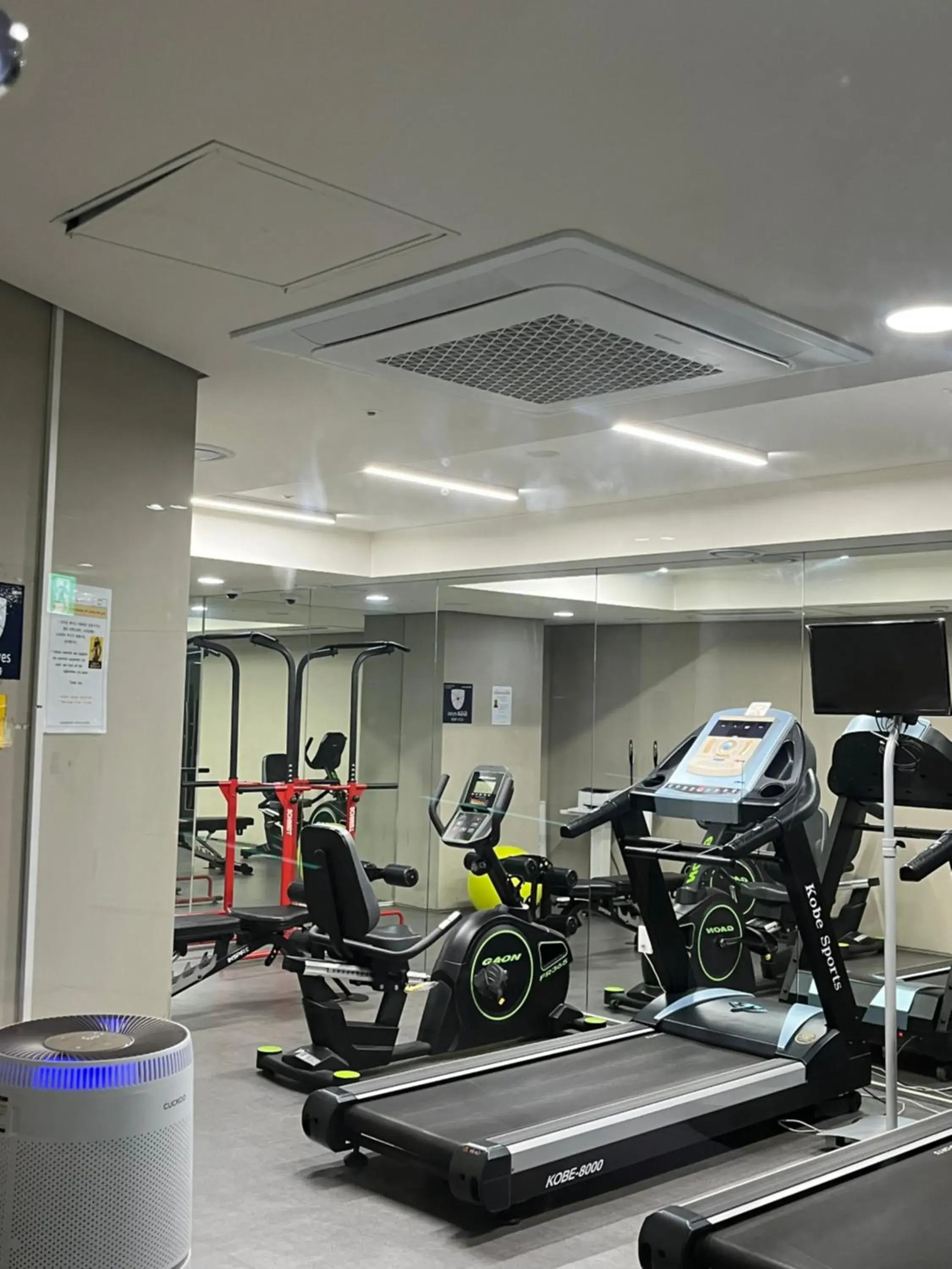 Fitness centre/facilities in Urbanstay Myeongdong Fitness centre/facilities in Urbanstay Myeongdong