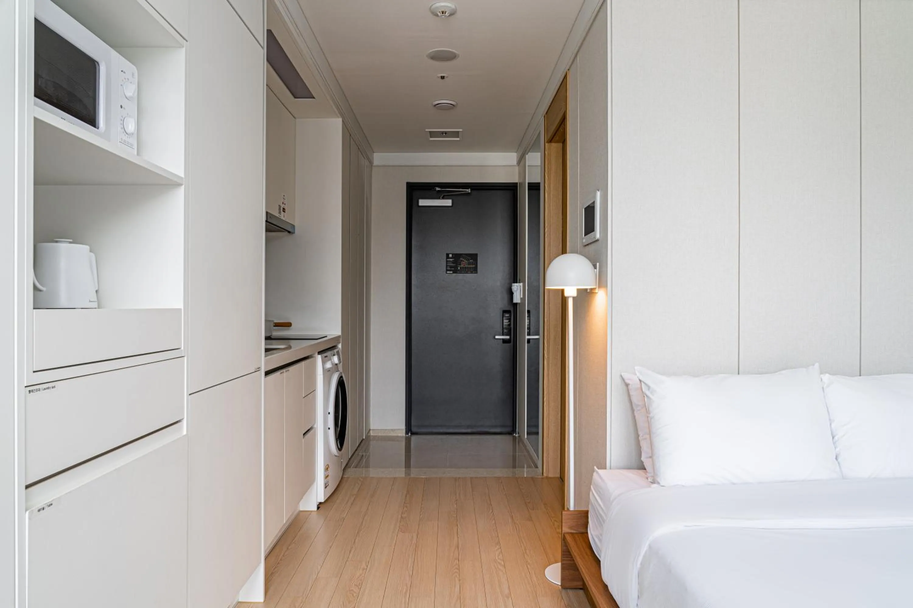 Photo of the whole room, Bed in Urbanstay Myeongdong