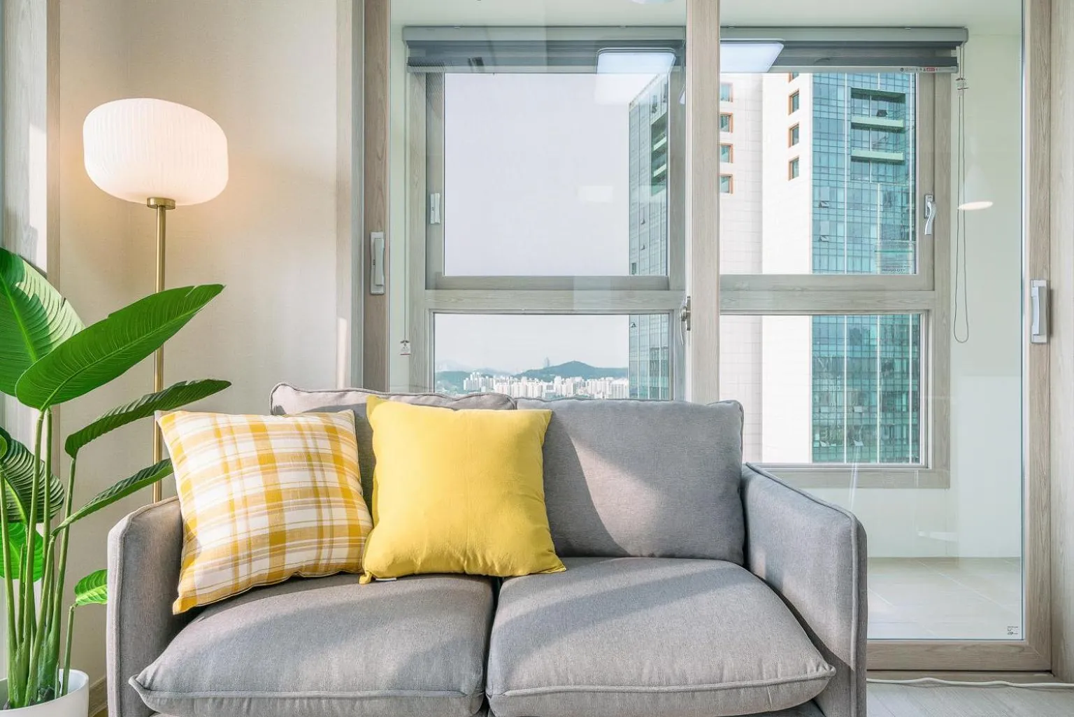 Living room in Urbanstay Songdo Moonlight Park