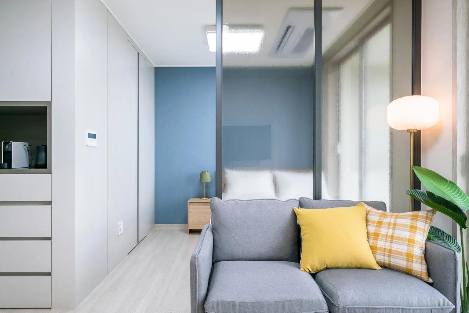 Living room in Urbanstay Songdo Moonlight Park