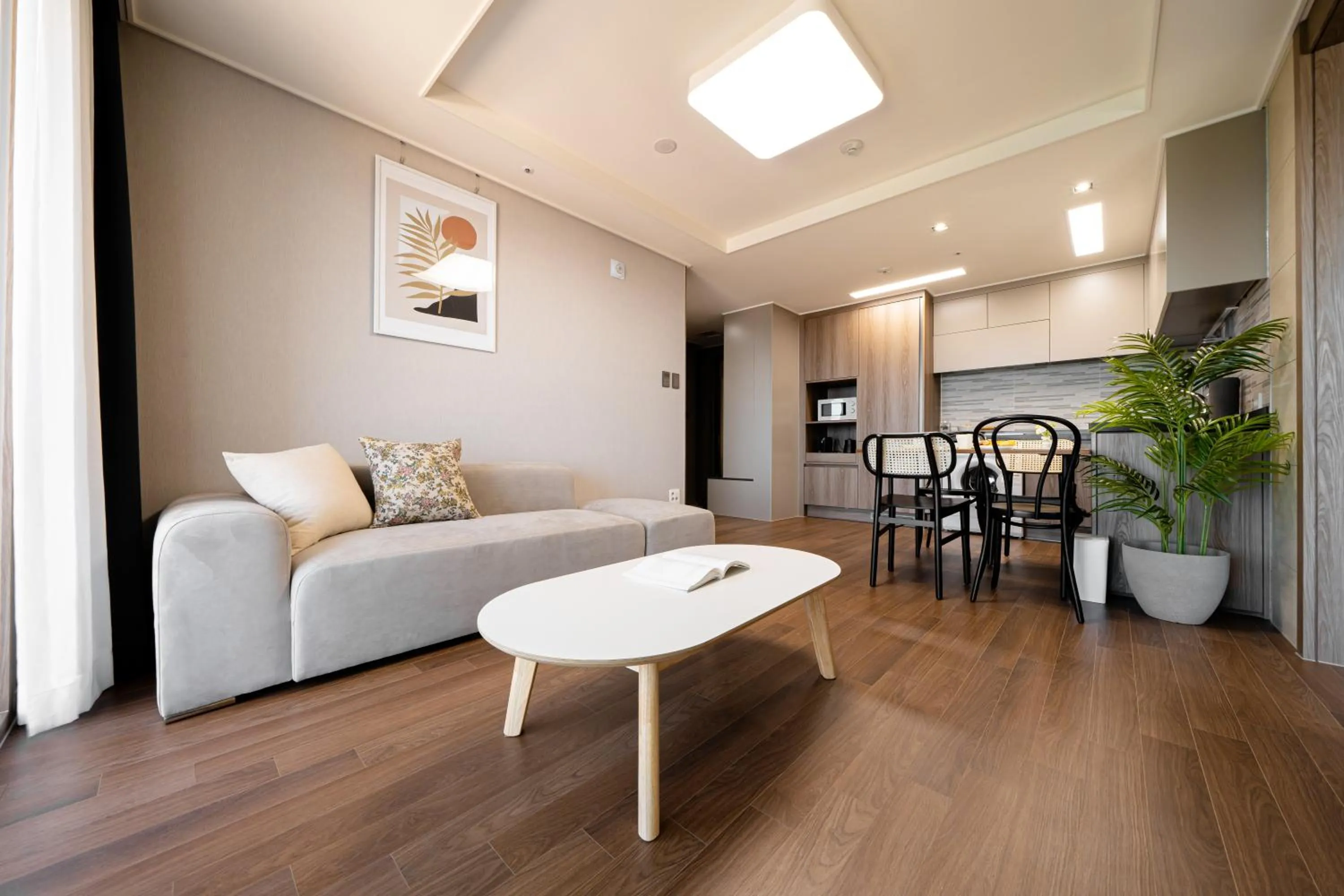 Living room, Bed in Urbanstay Sokcho beach C