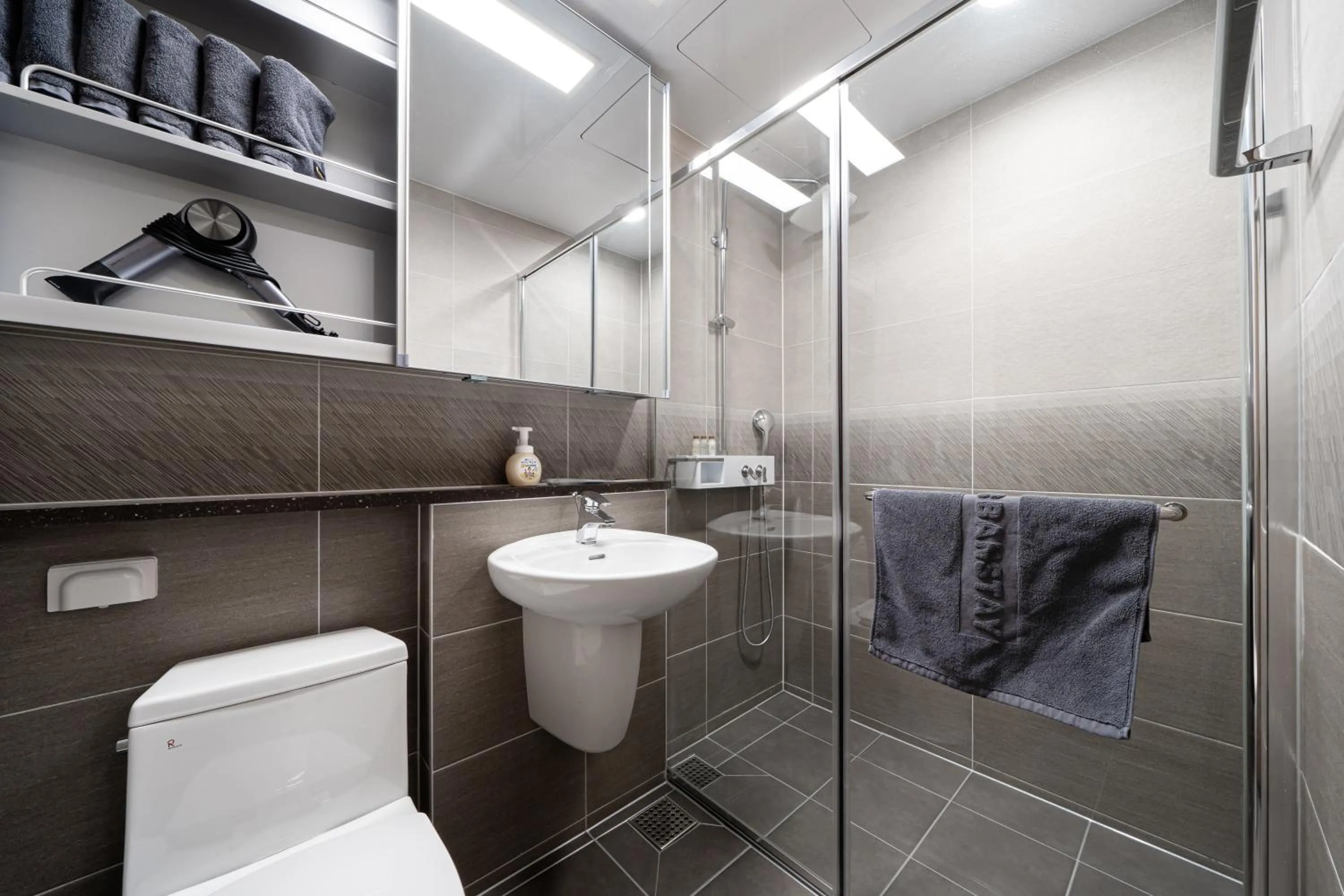 Toilet in Urbanstay Sokcho beach C