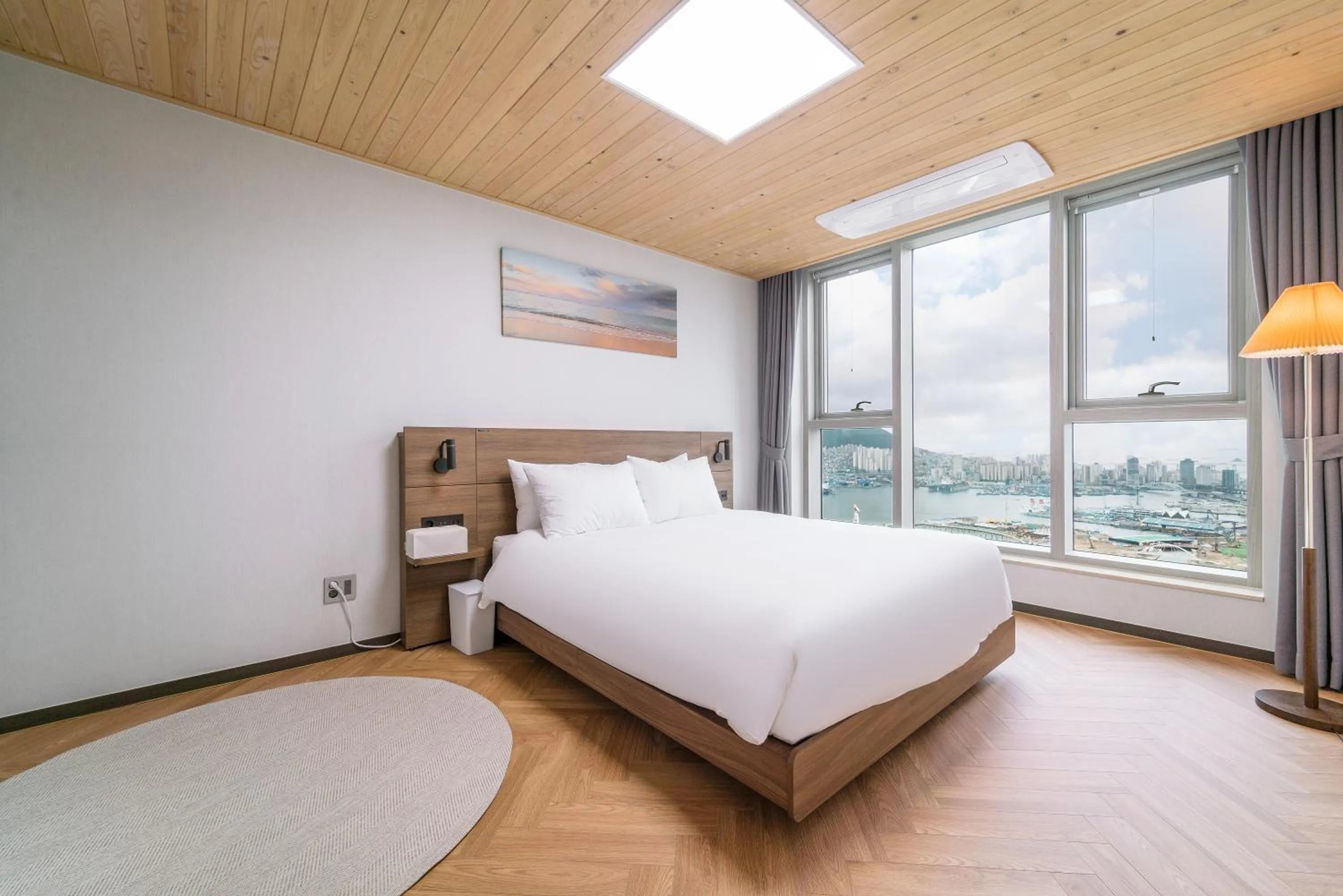 Bedroom, Bed in Le Collective Busan station